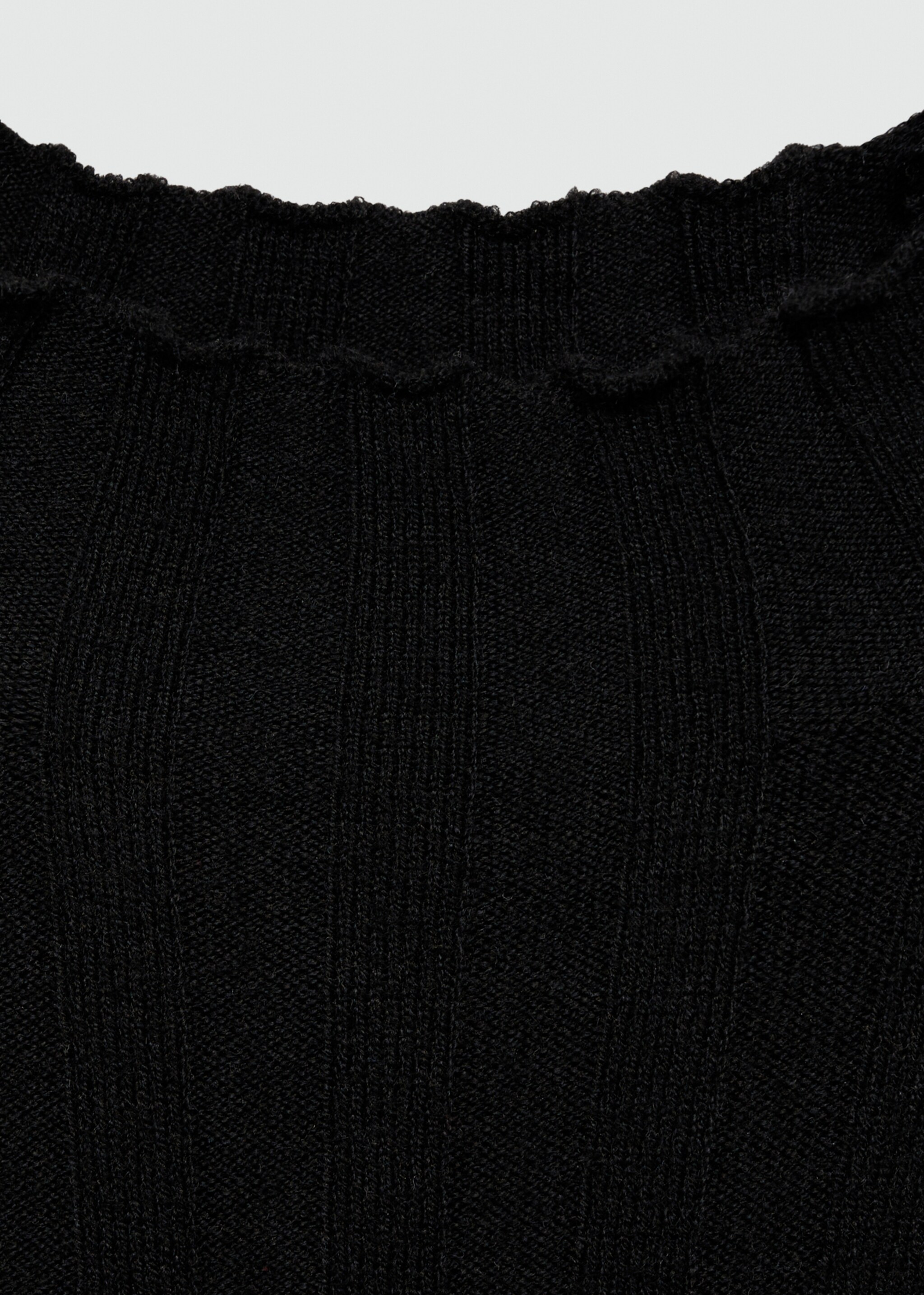 Perkins-neck ribbed dress - Details of the article 8, Black. Ref: 77085645-00.