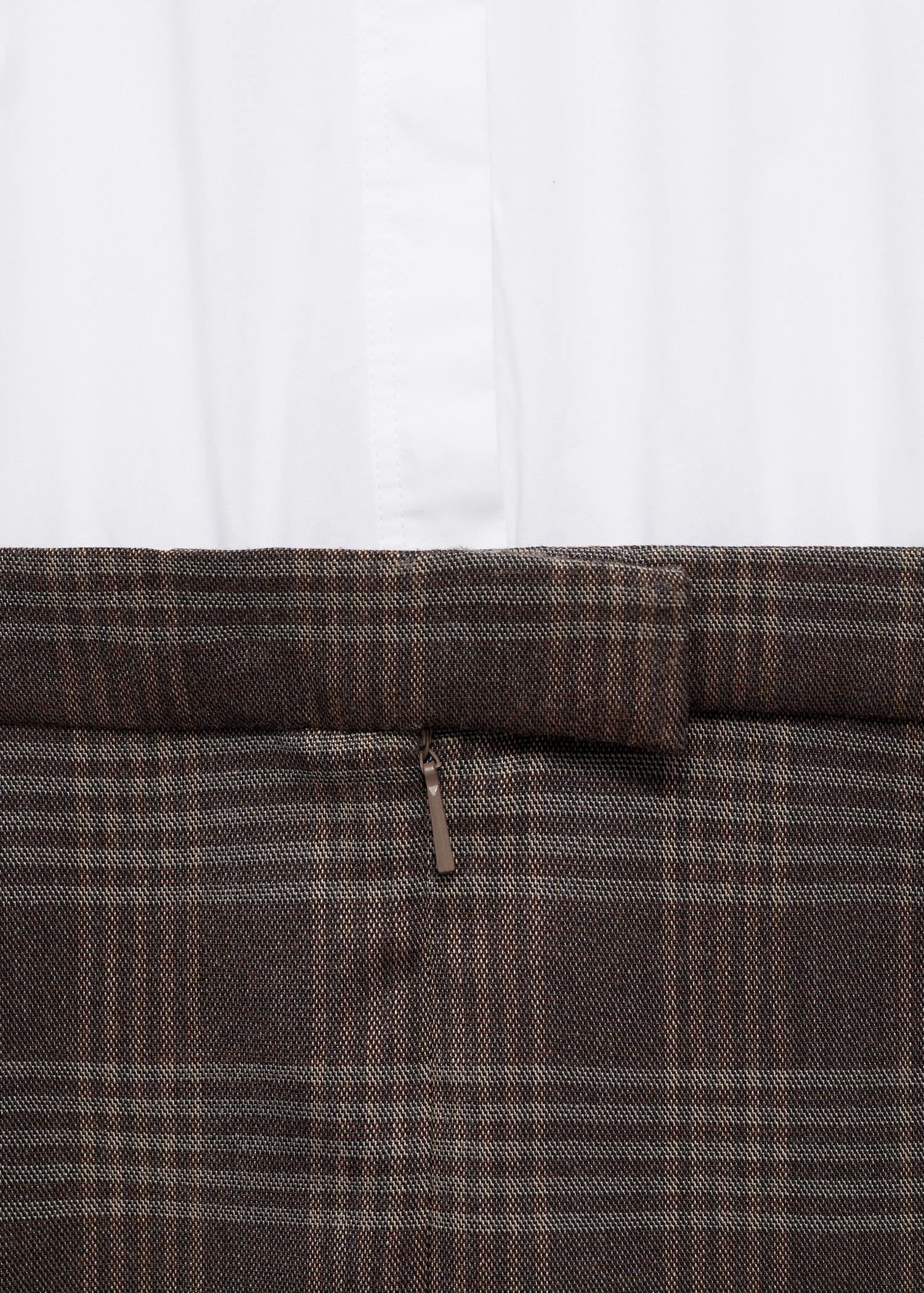 Short combined dress - Details of the article 0