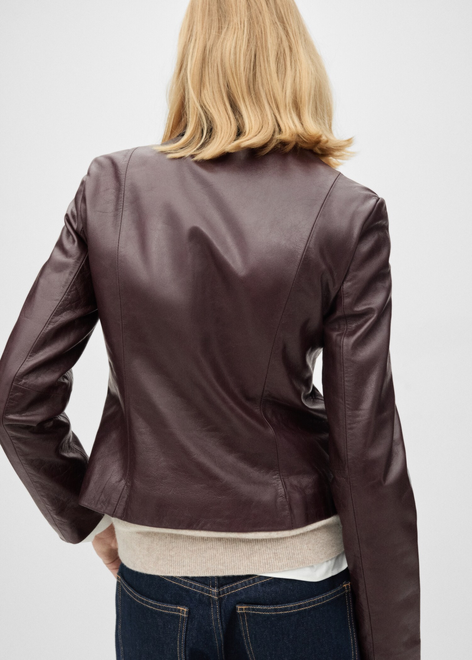 100% leather jacket with pockets - Reverse of the article