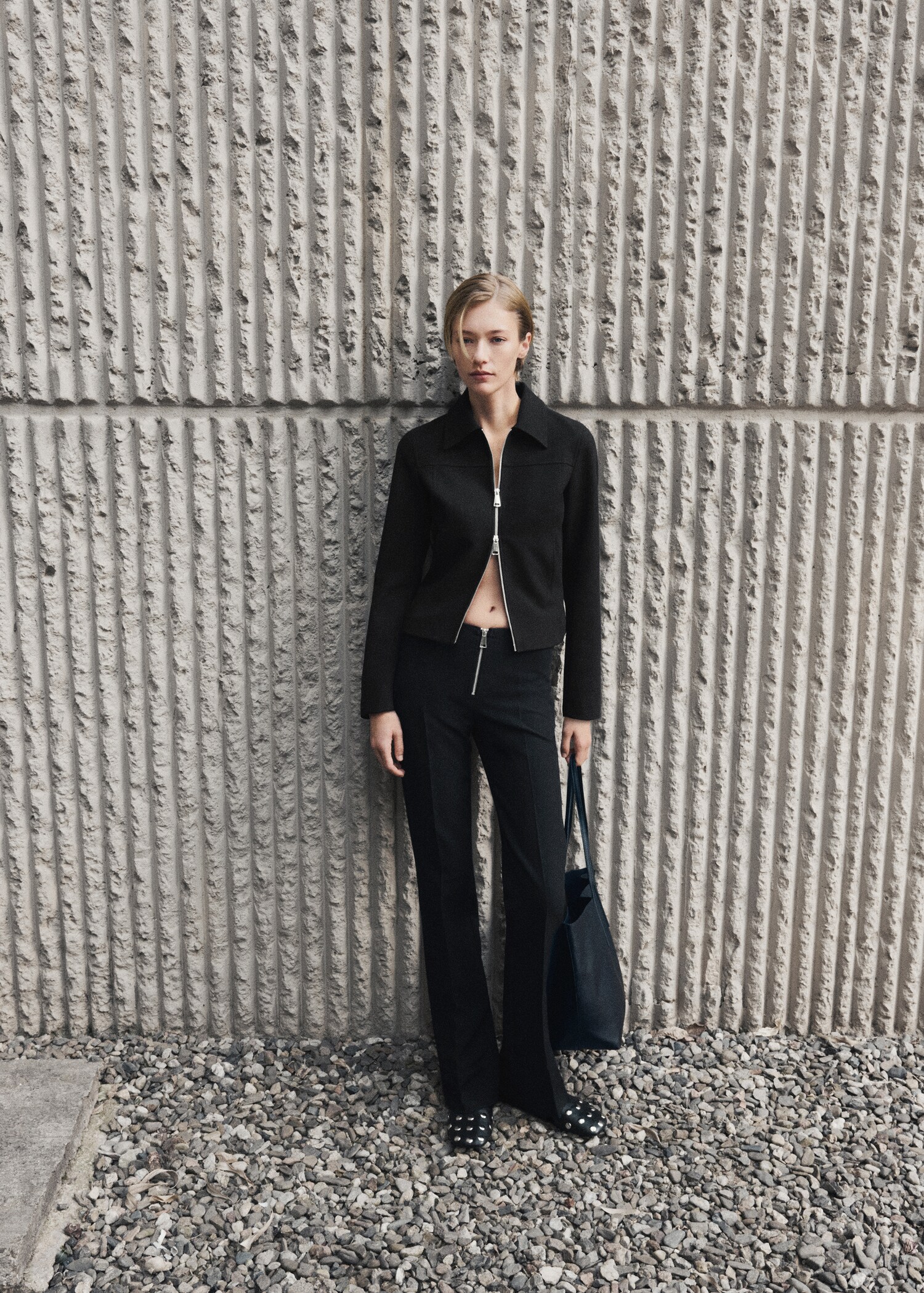 Flared pants with zip - Details of the article 6