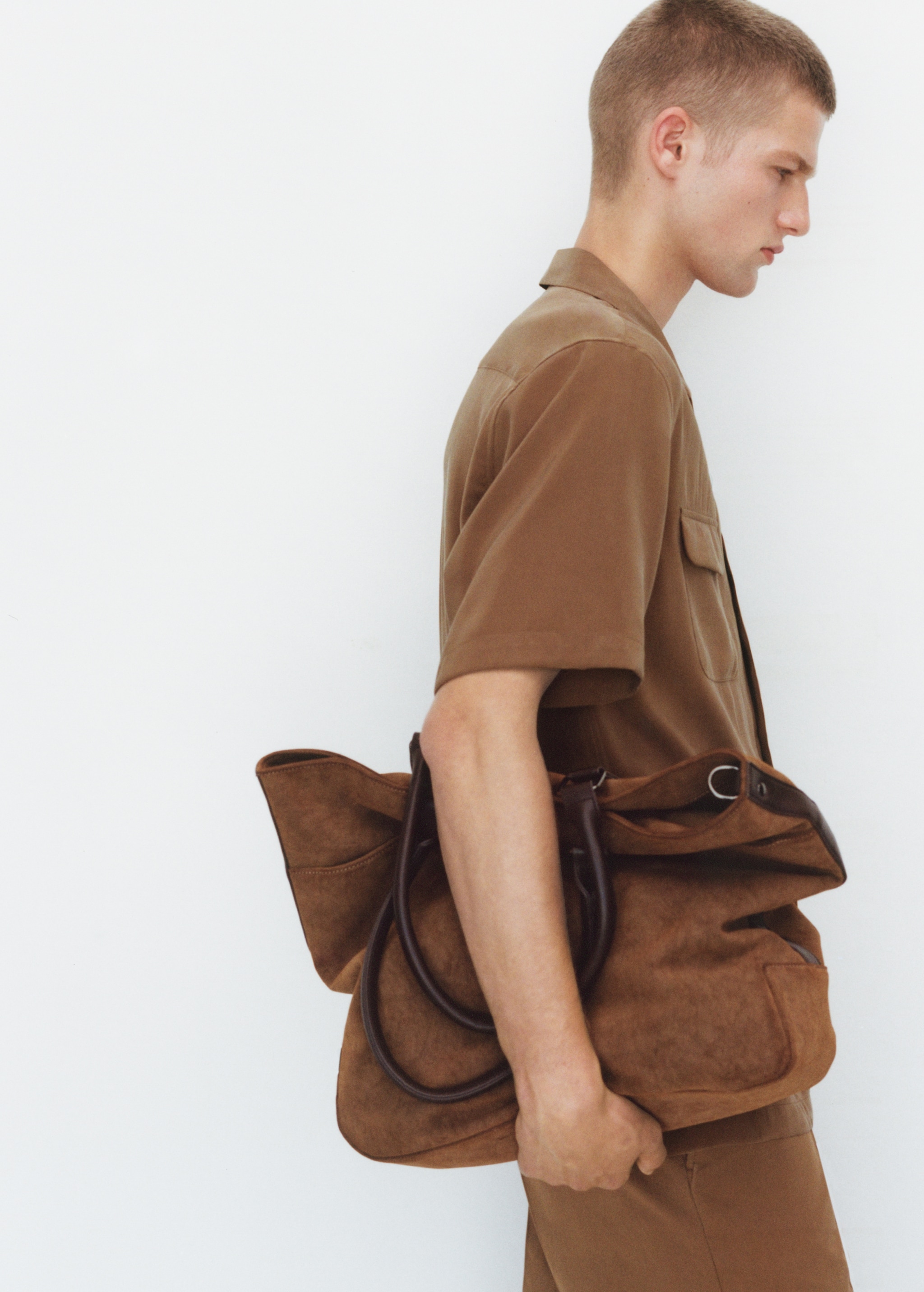 Sac bandoulière simili-cuir daim MANGO Niger