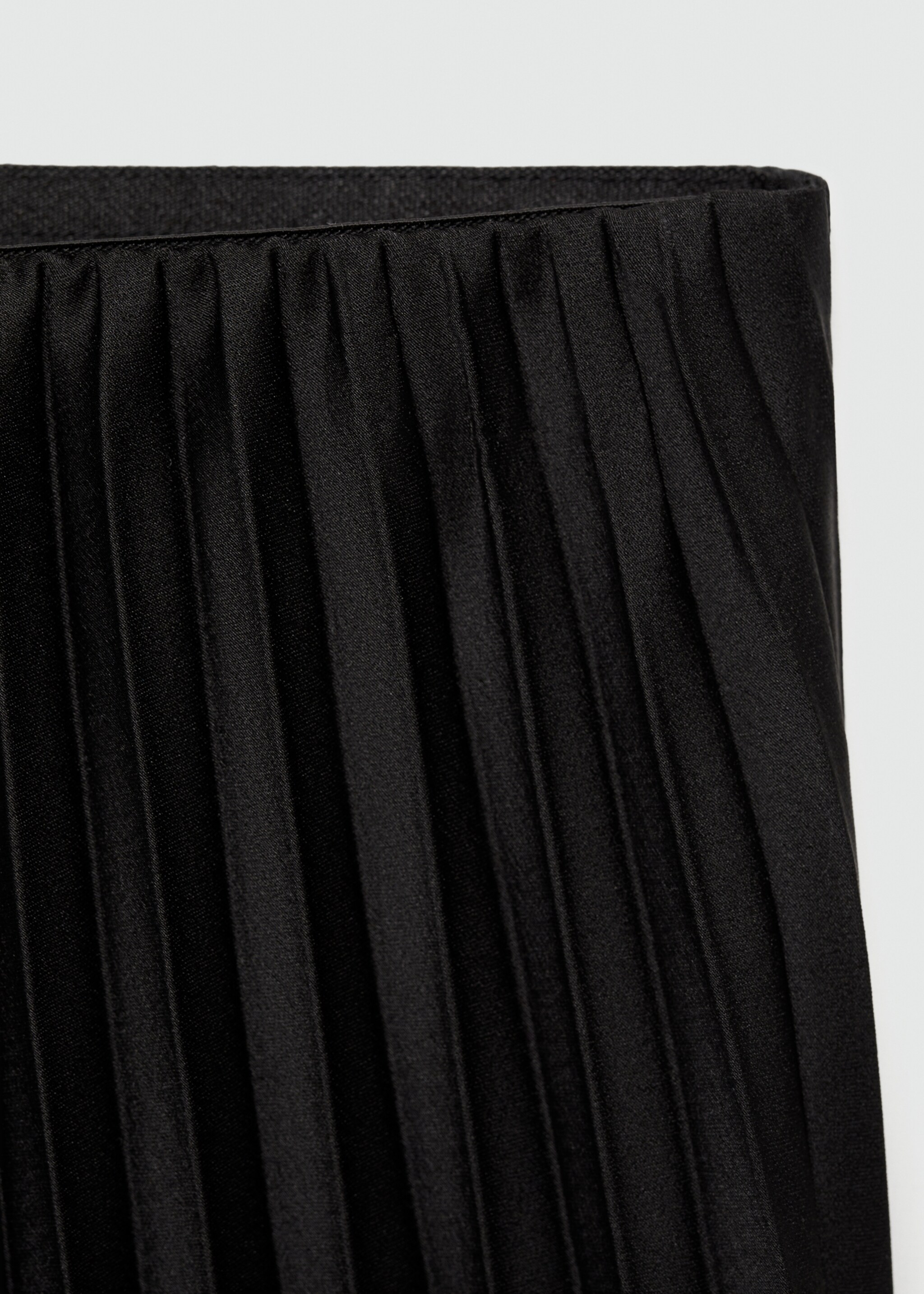 Pleated long skirt - Details of the article 8