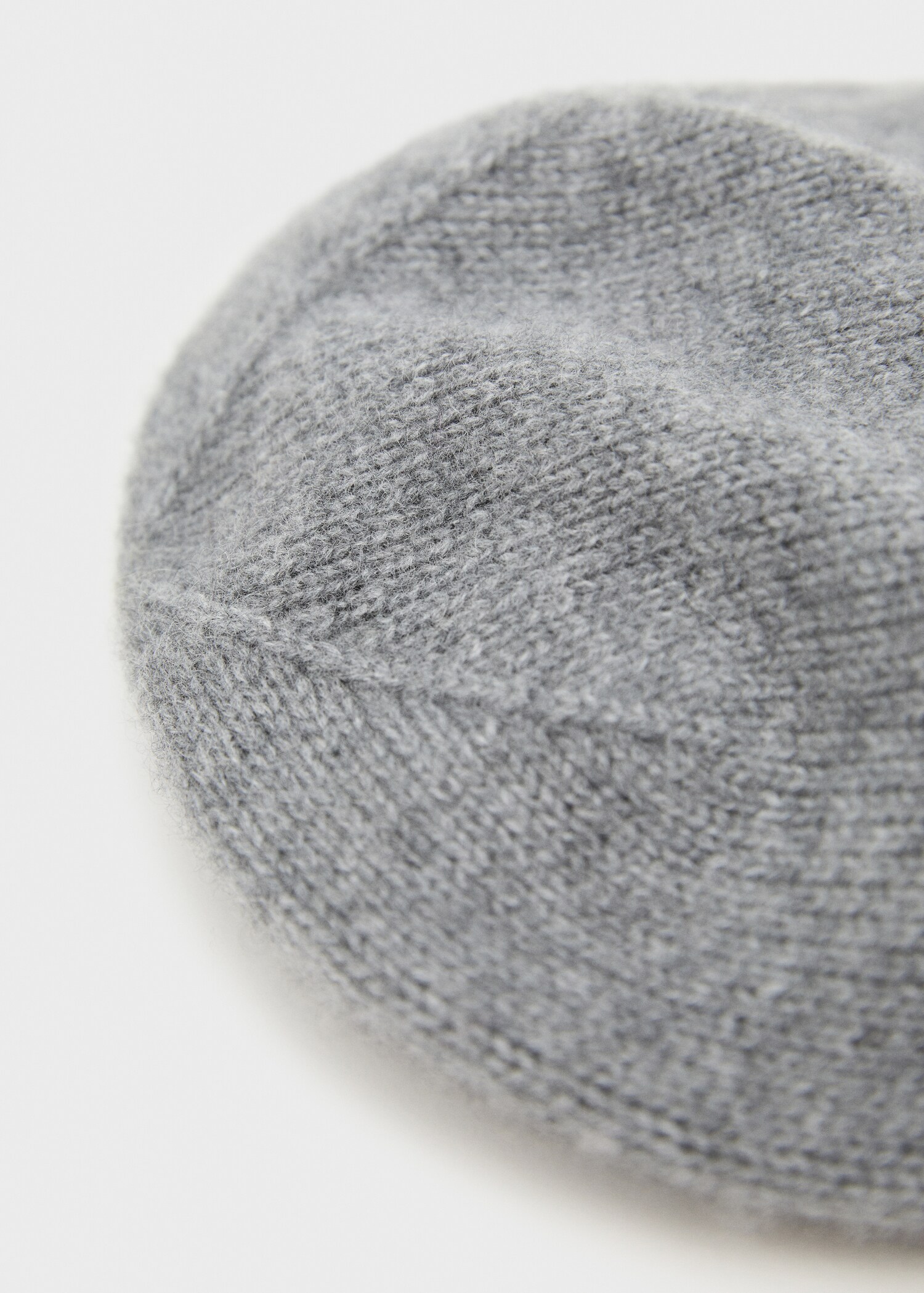 Bonnet 100 % cachemire - Plan moyen