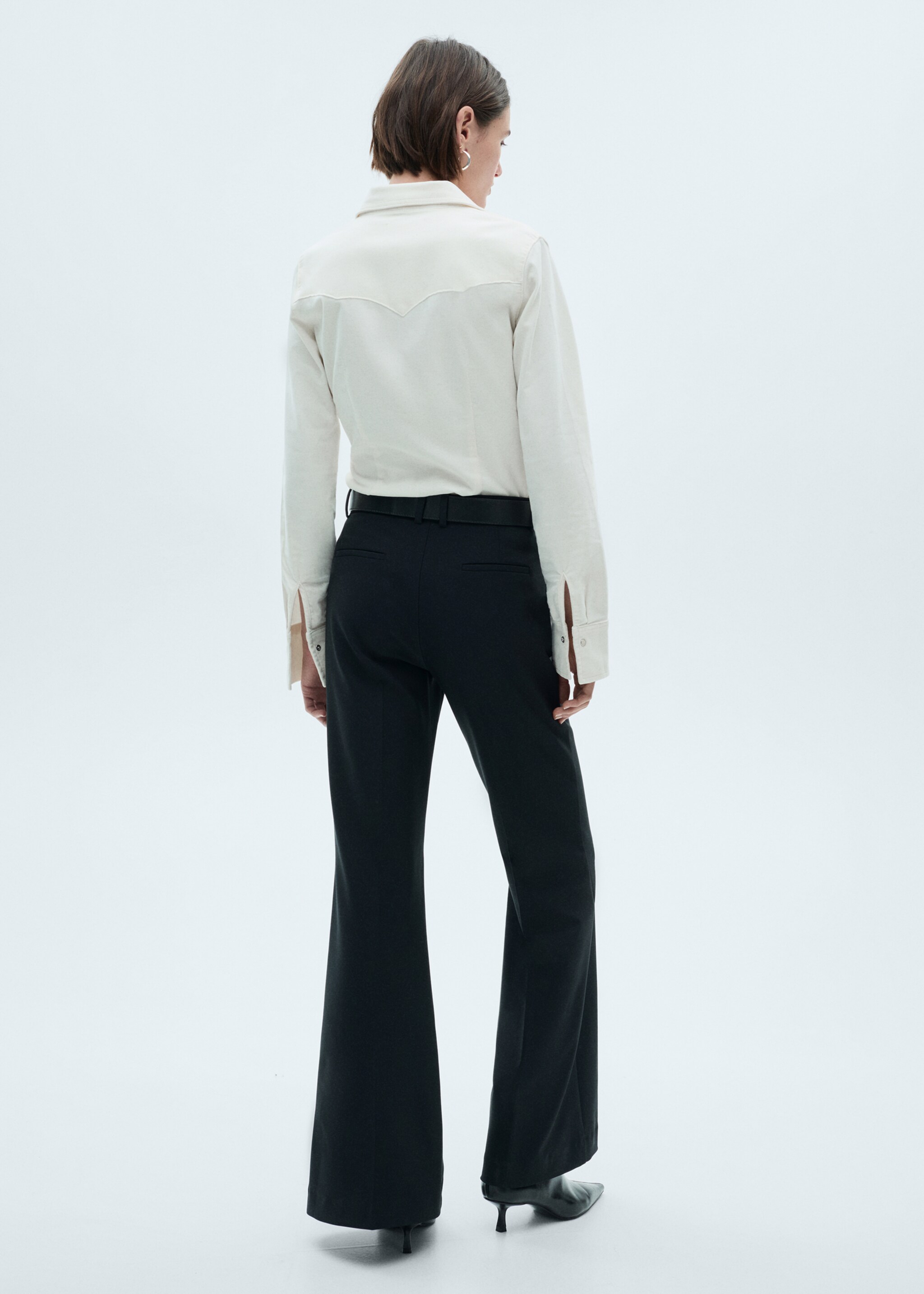 Micro-corduroy shirt with pockets - Reverse of the article, Off White. Ref: 77087114-00.