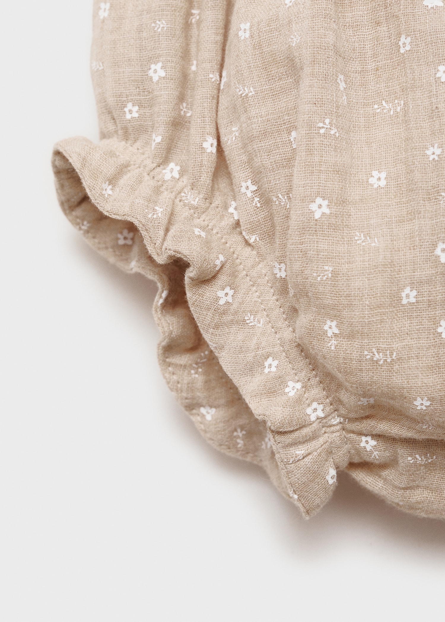 Floral-print shorts - Details of the article 0