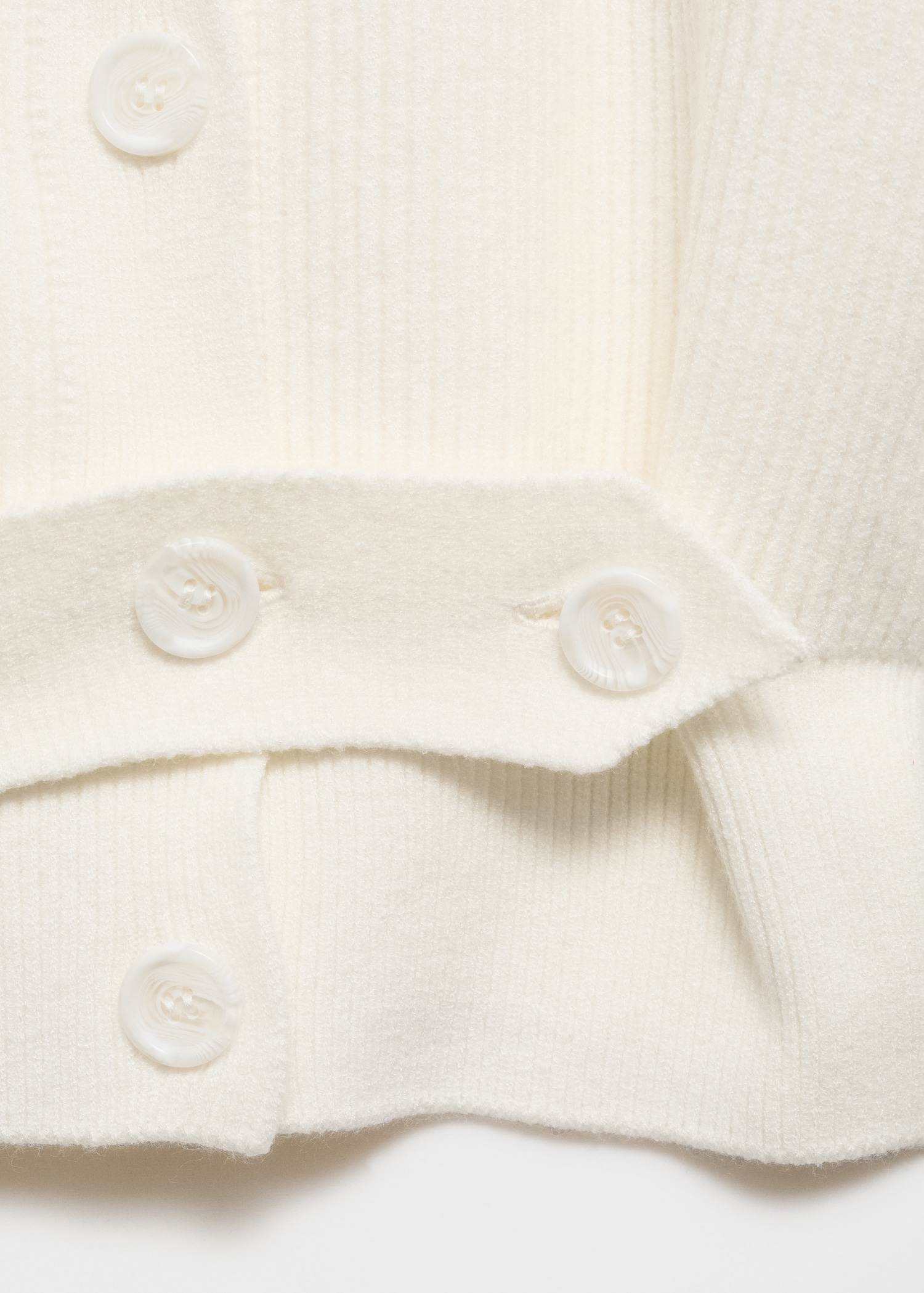 Button-strip cardigan - Details of the article 8