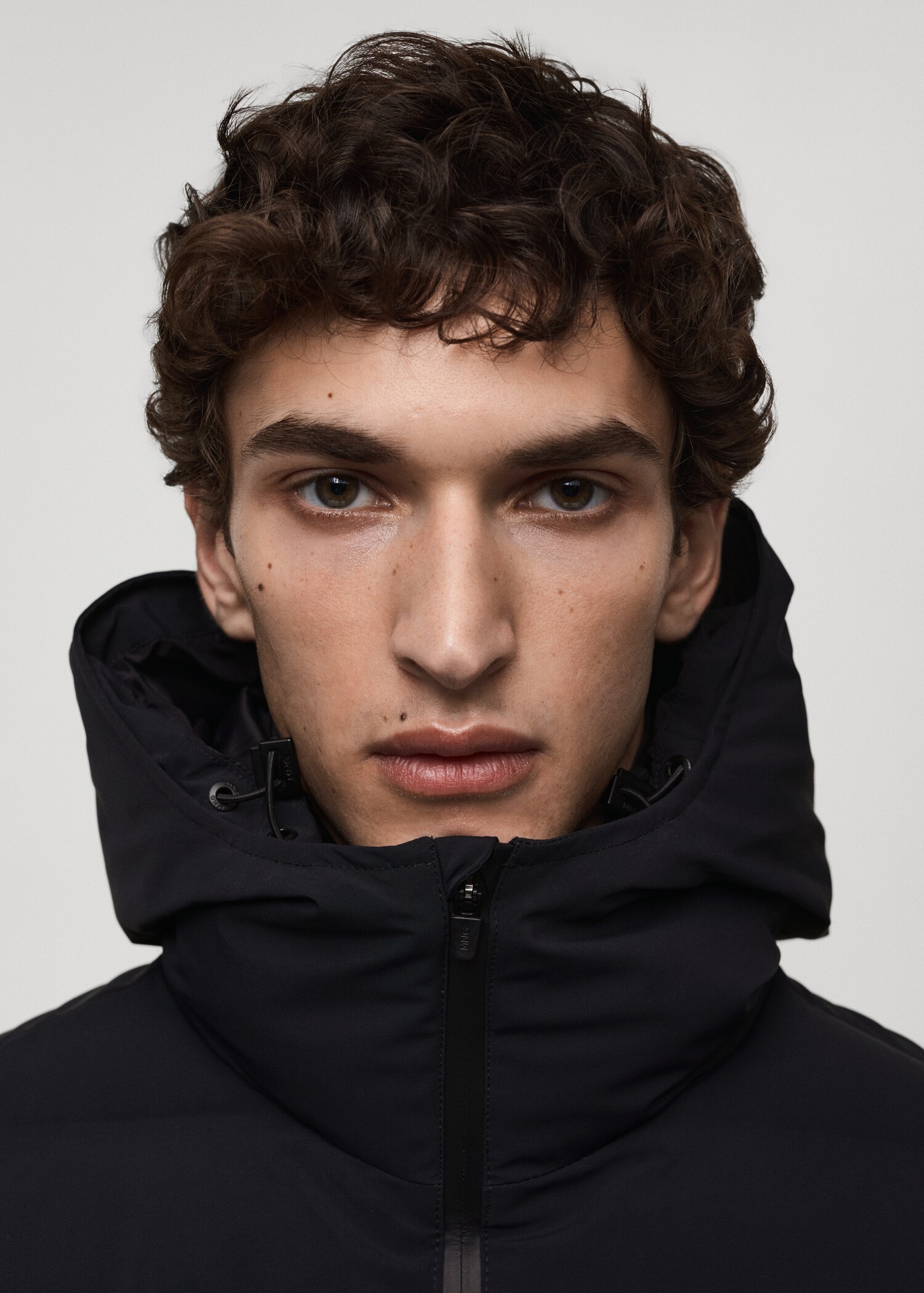 Waterproof anorak with down and feather filling - Details of the article 1