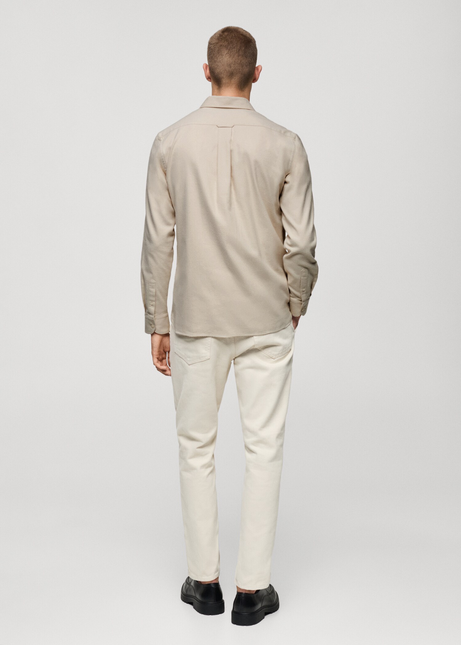 Regular-Fit-Hemd aus 100 % Baumwoll-Flanell - Rückseite des Artikels