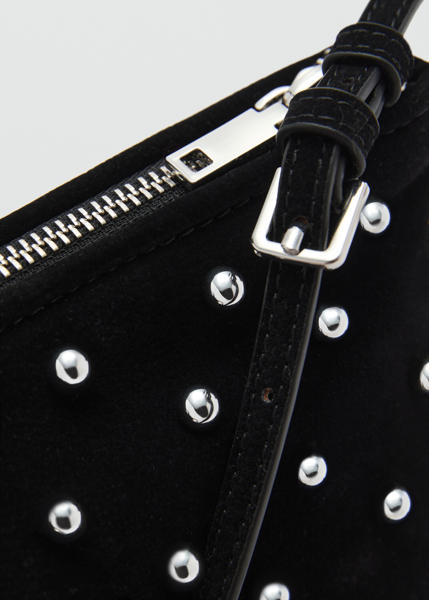 Decorative studs bag - Details of the article 2