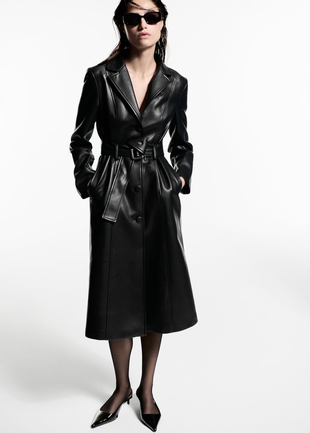 Leather-effect coat with fur-effect trim - Women | MANGO Japan Leather-effect coat with fur-effect trim - Women | MANGO Japan