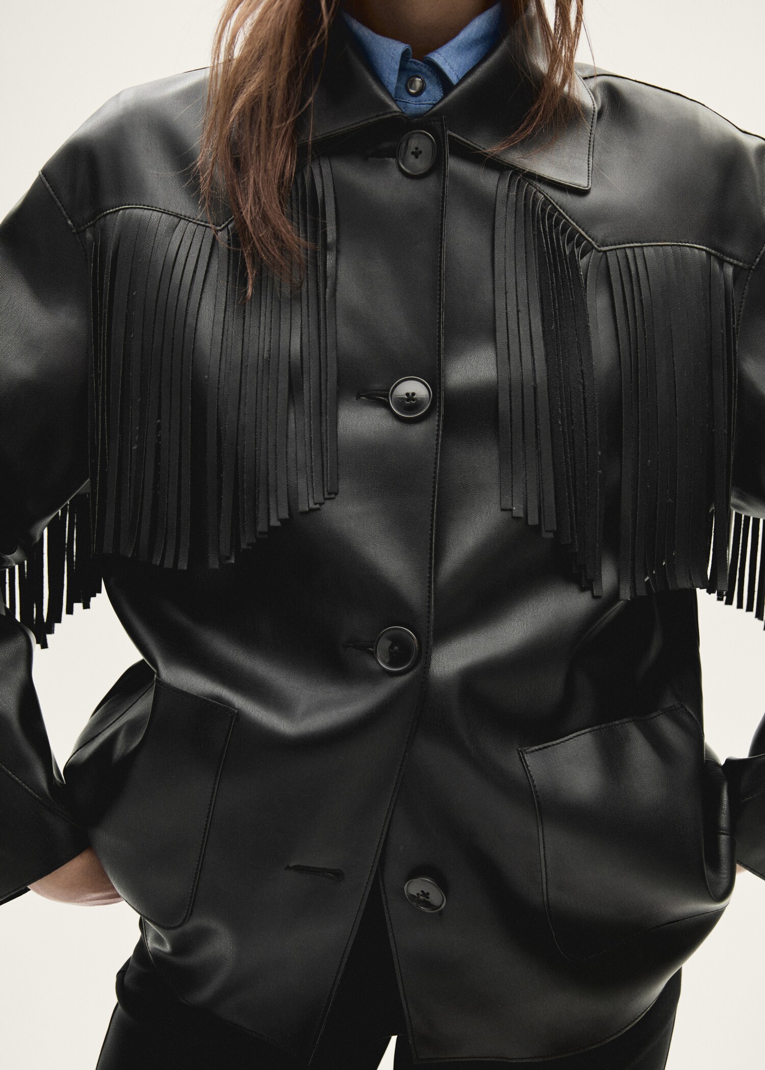 Leather-effect fringed overshirt - Details of the article 6