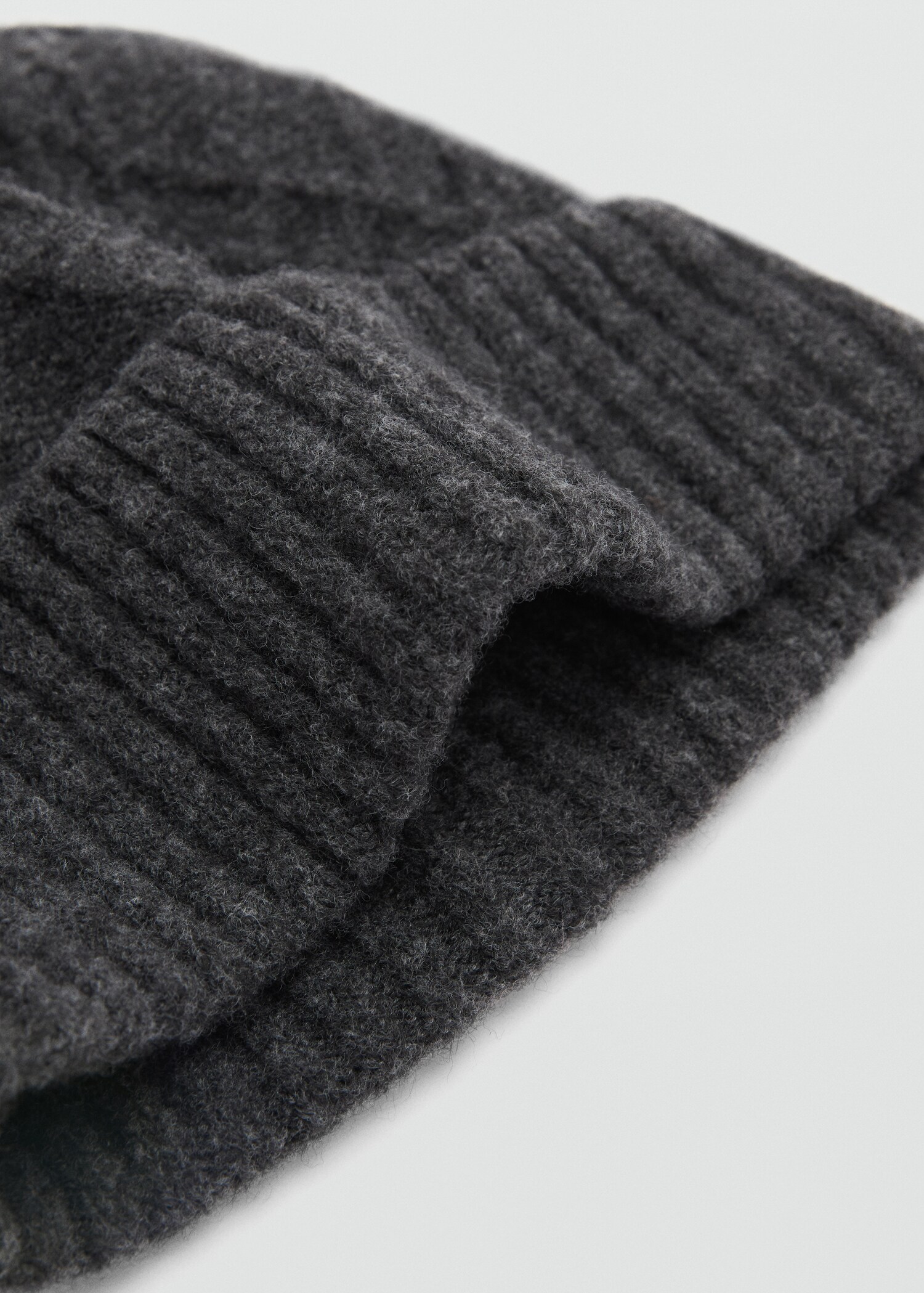 Knit beanie - Medium plane