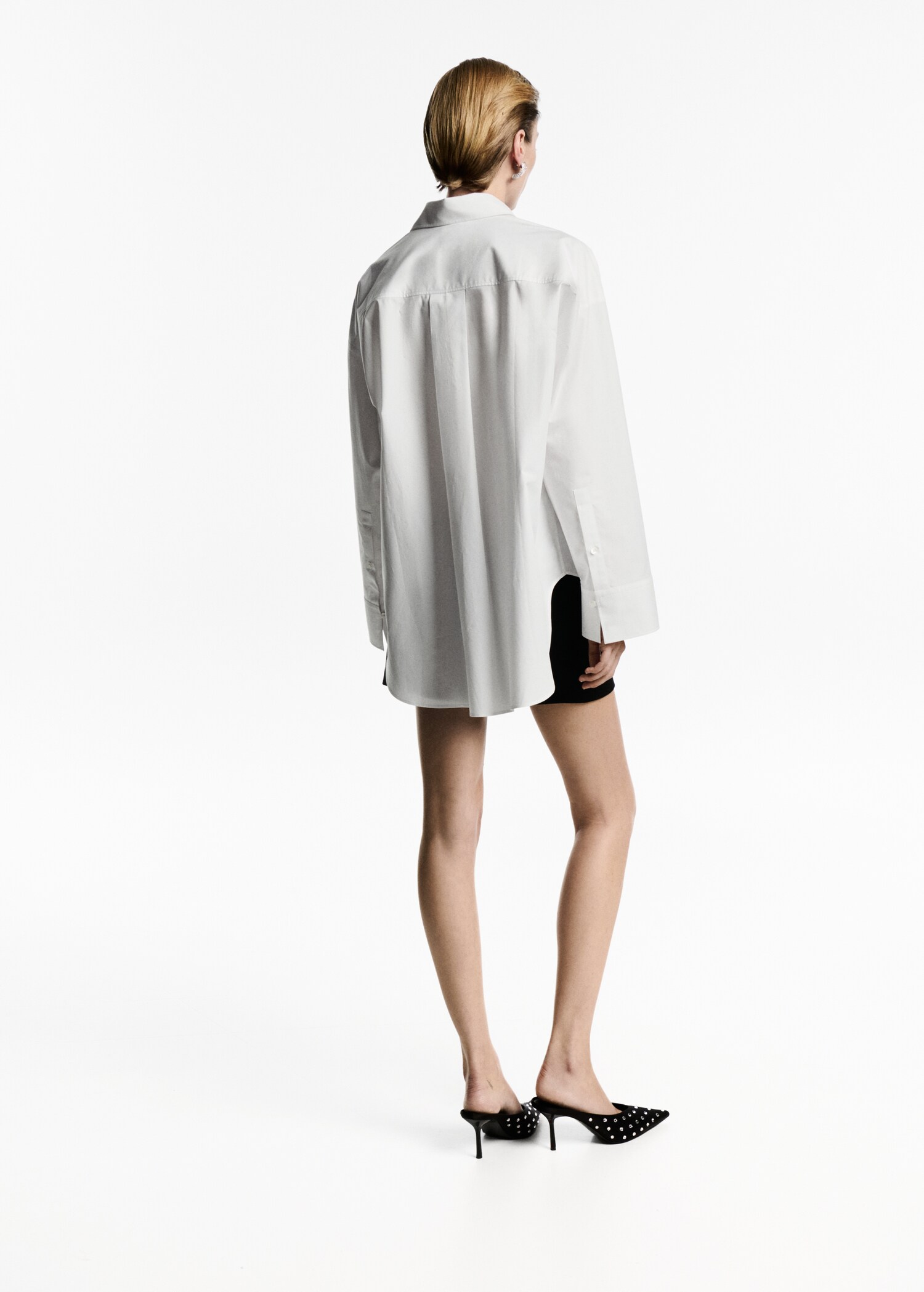 100% cotton oversized shirt - Reverse of the article