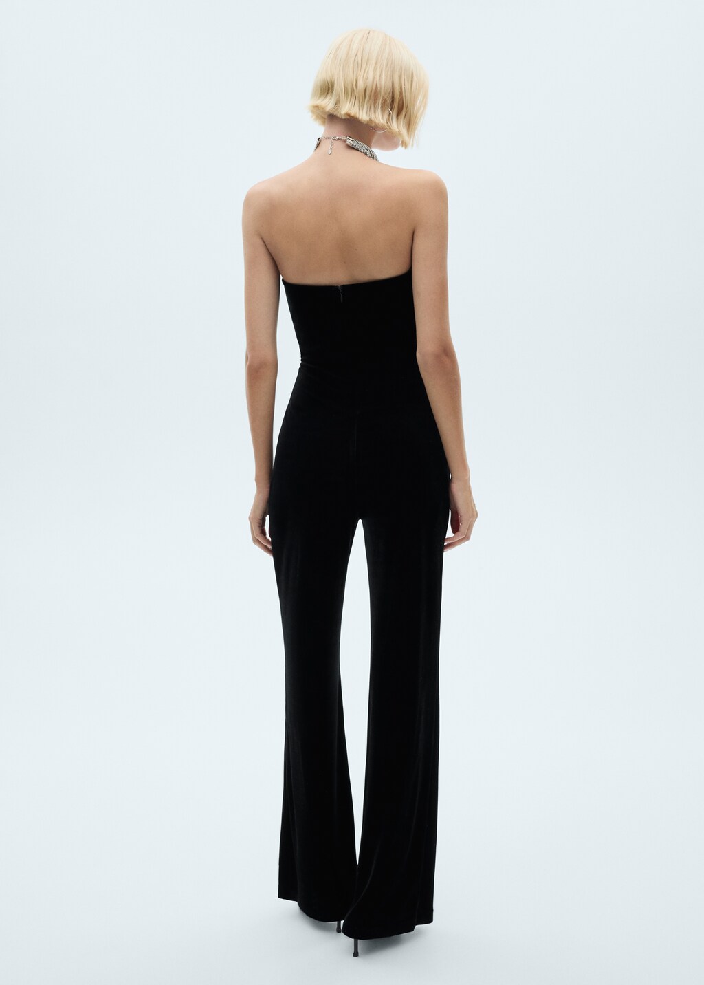 Strapless velvet jumpsuit - Women | MANGO Japan
