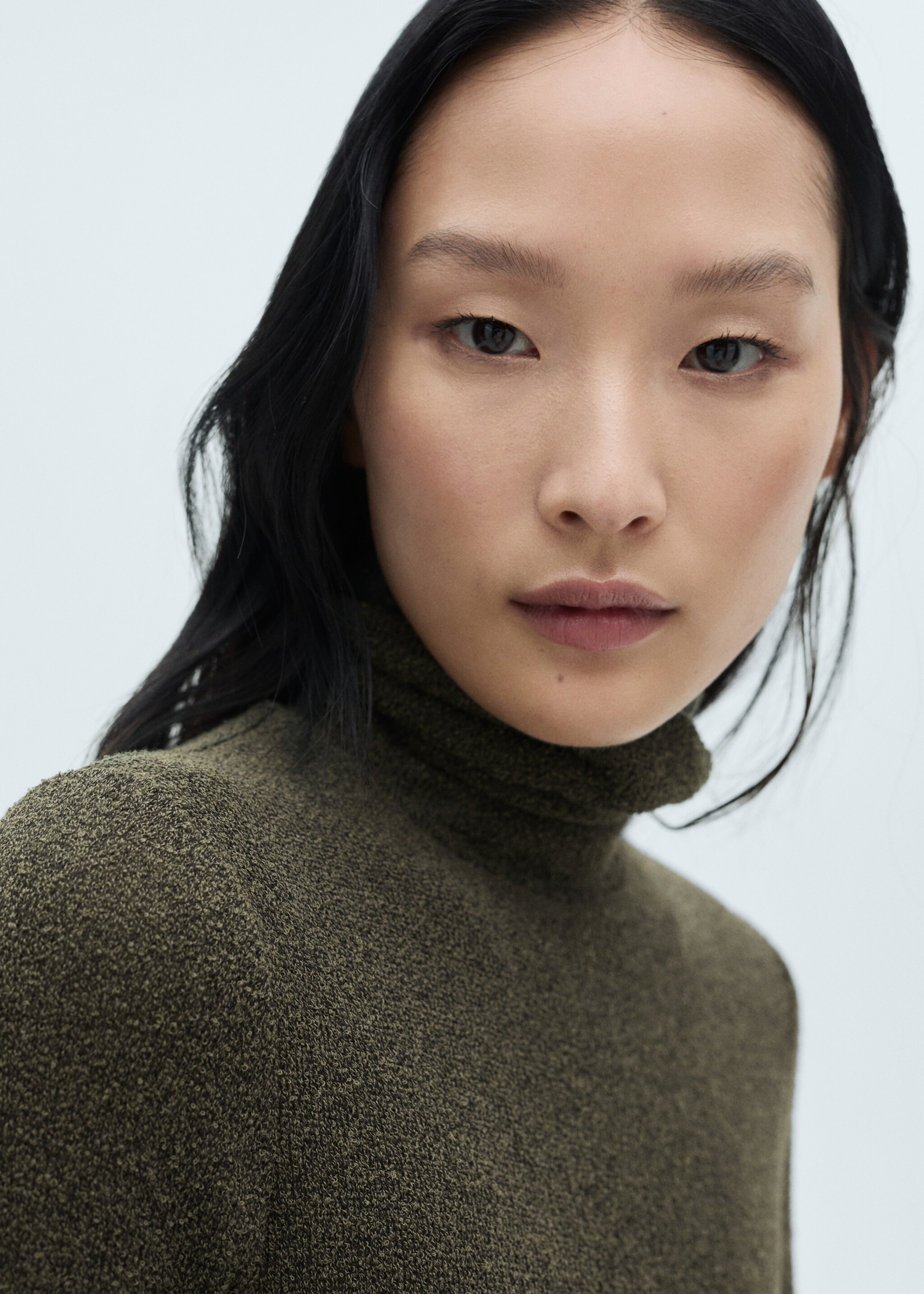 Knitted turtleneck dress - Details of the article 1
