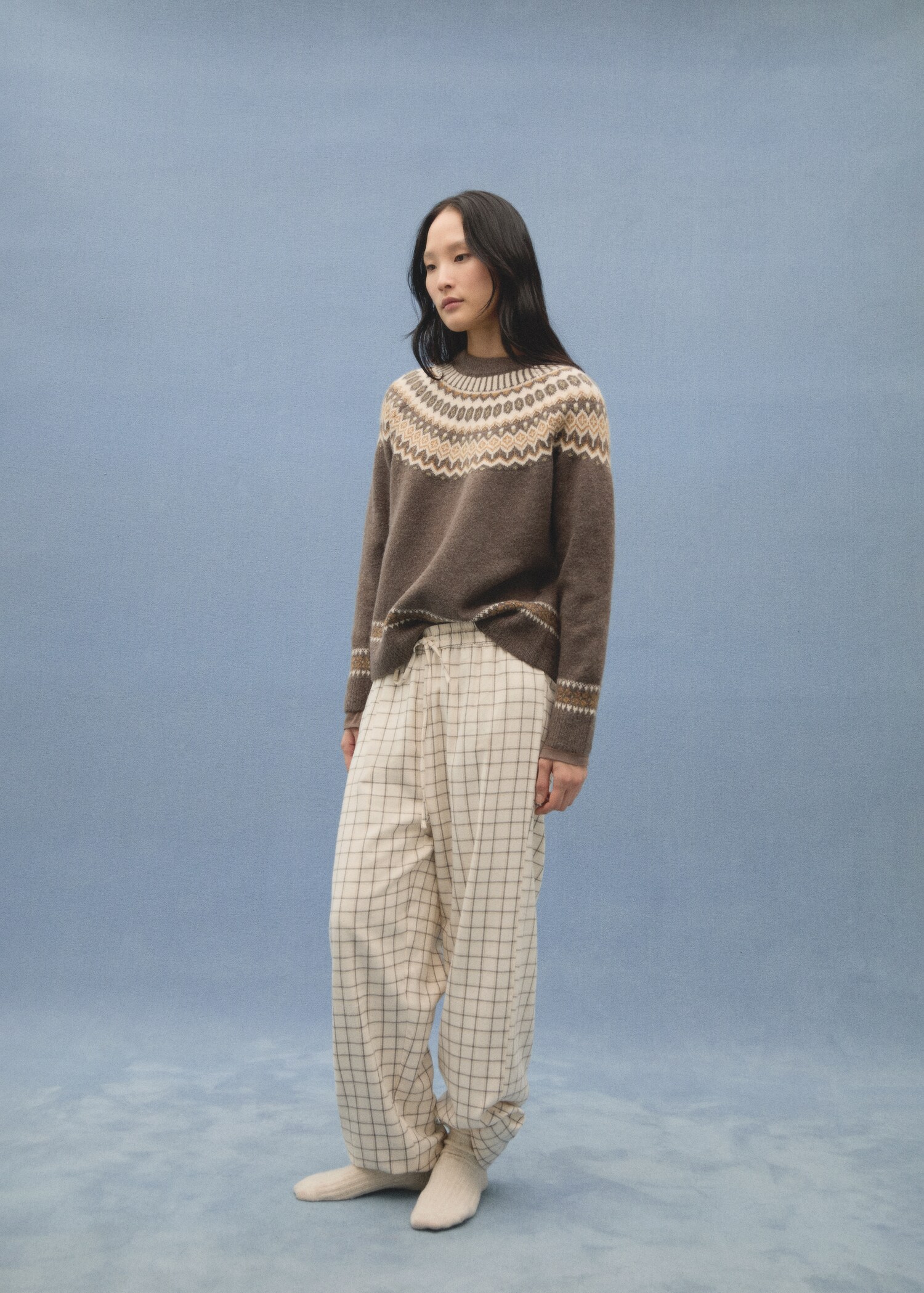 Round-neck knitted sweater - Details of the article 5