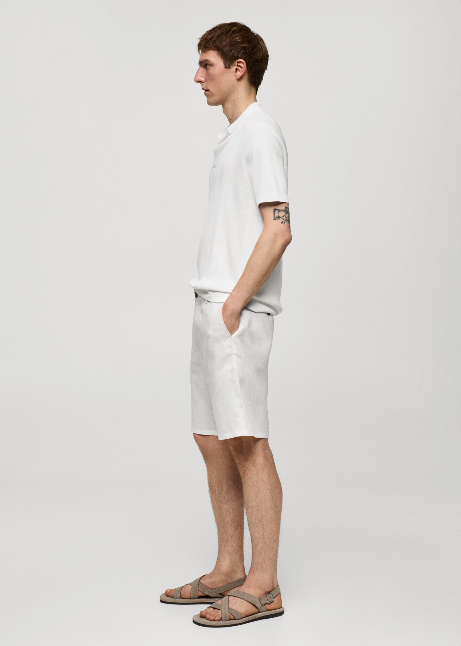 Slim-fit 100% linen bermuda shorts - Details of the article 2