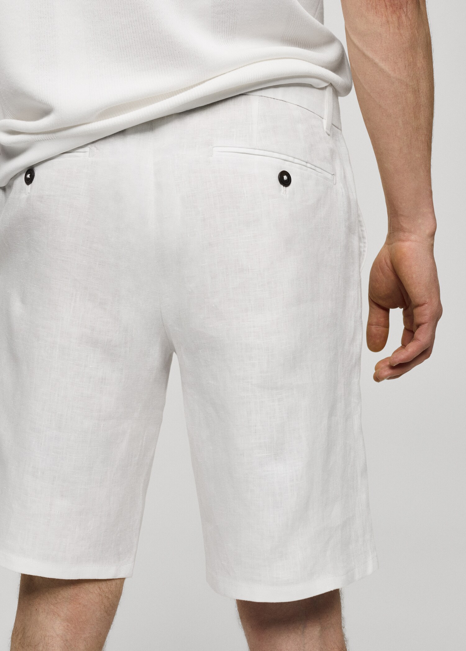 Slim-fit 100% linen bermuda shorts - Details of the article 6