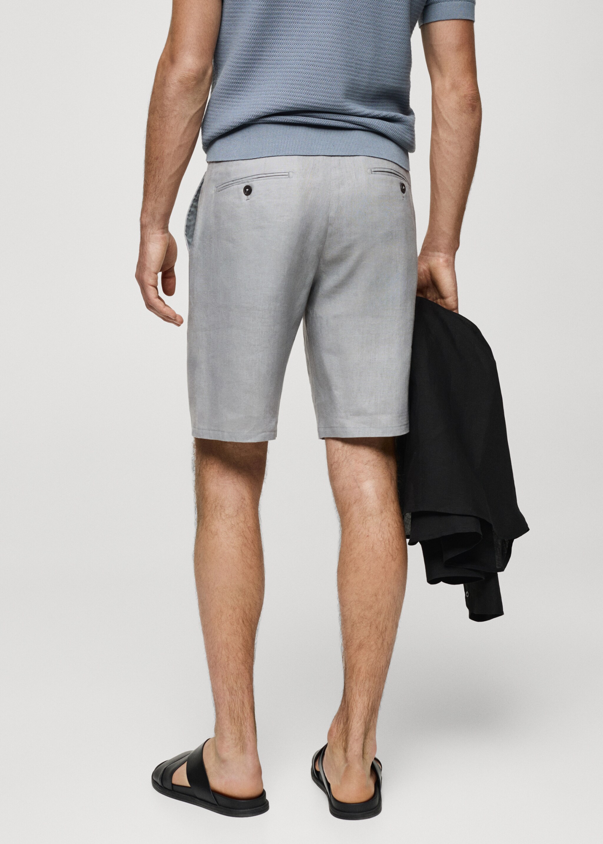 Slim-fit 100% linen bermuda shorts - Reverse of the article, Sky Blue. Ref: 77090250-00.