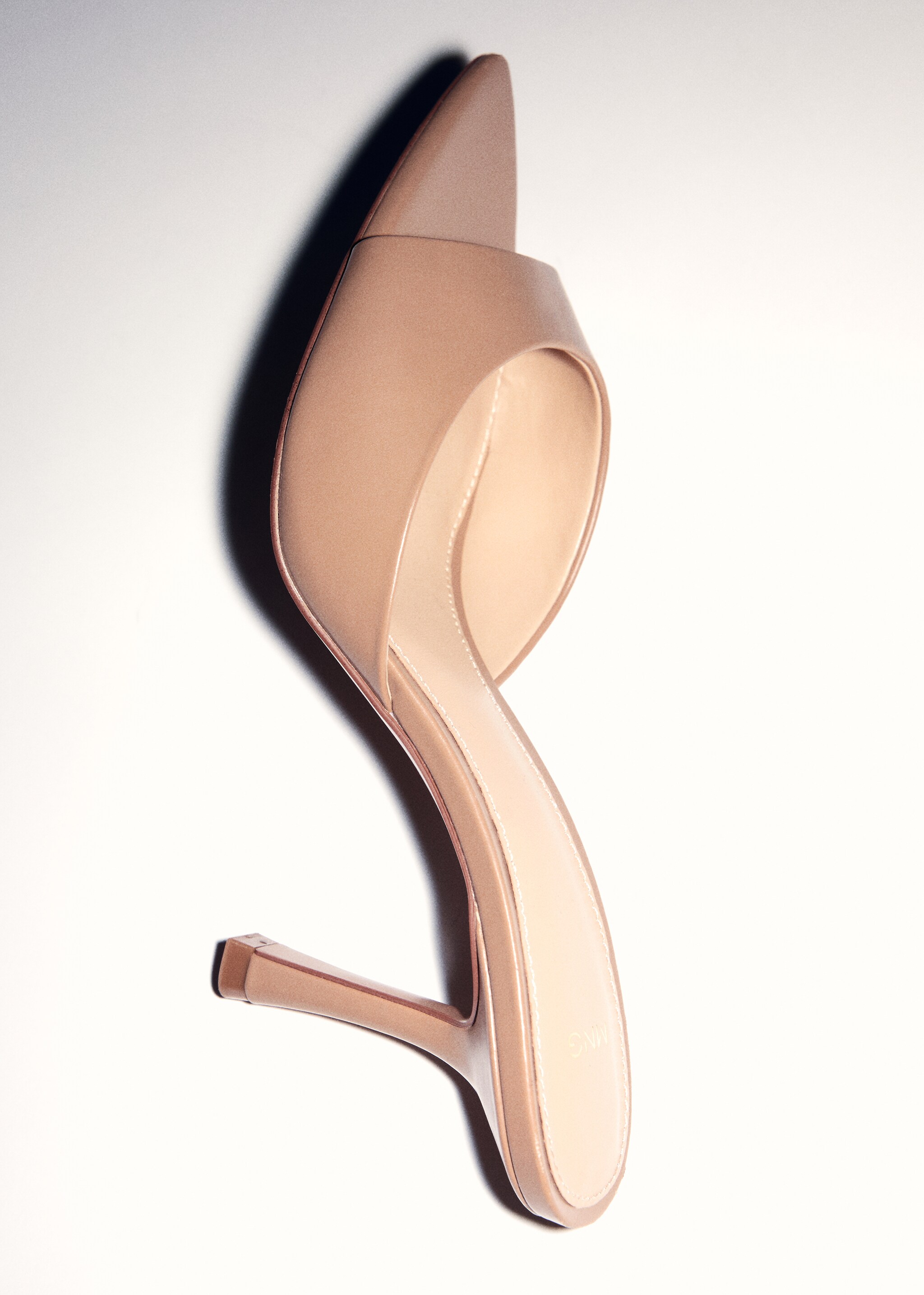 Patent leather effect heeled sandal - Details of the article 5