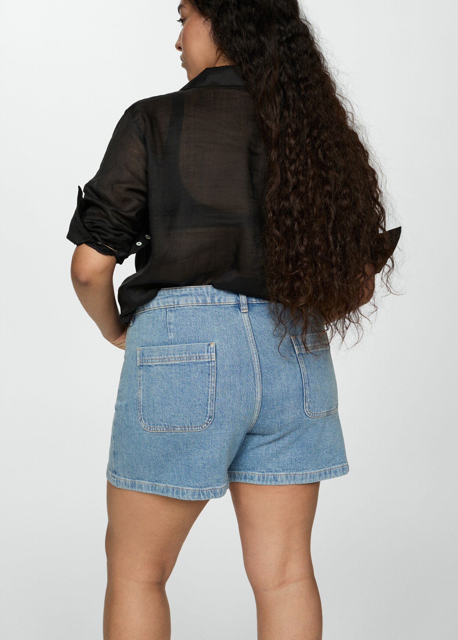 Shorts vaqueros bolsillos - Detalle del artículo 4