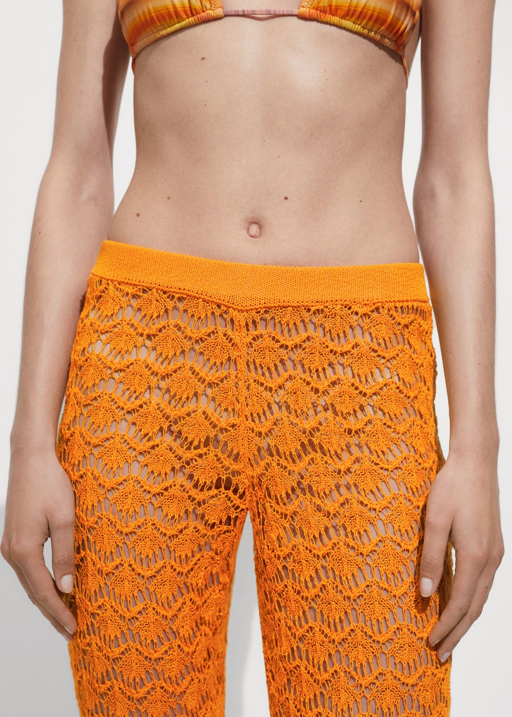Mango Flared-Häkelhose