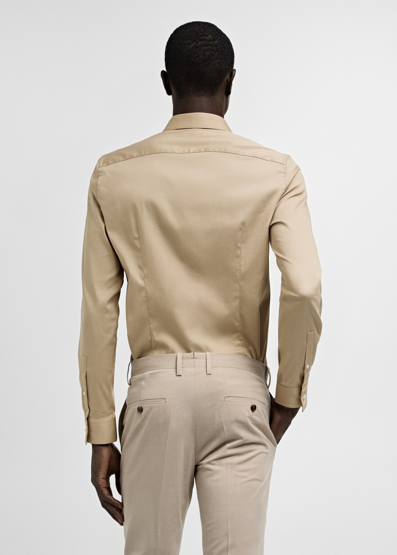 Костюмная рубашка super slim fit из поплина - Обратная сторона изделия
