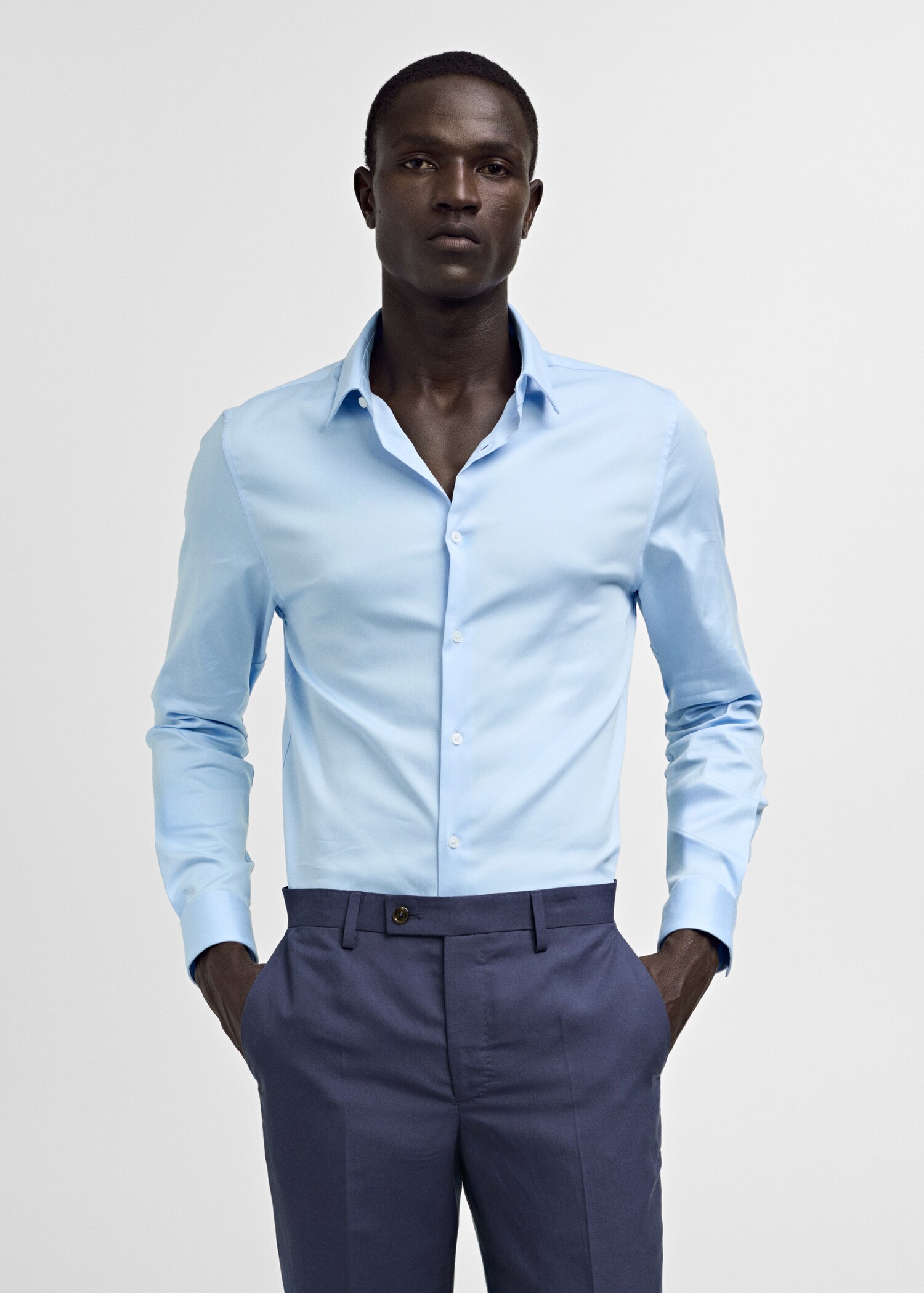 Костюмная рубашка super slim fit из поплина - Средний план