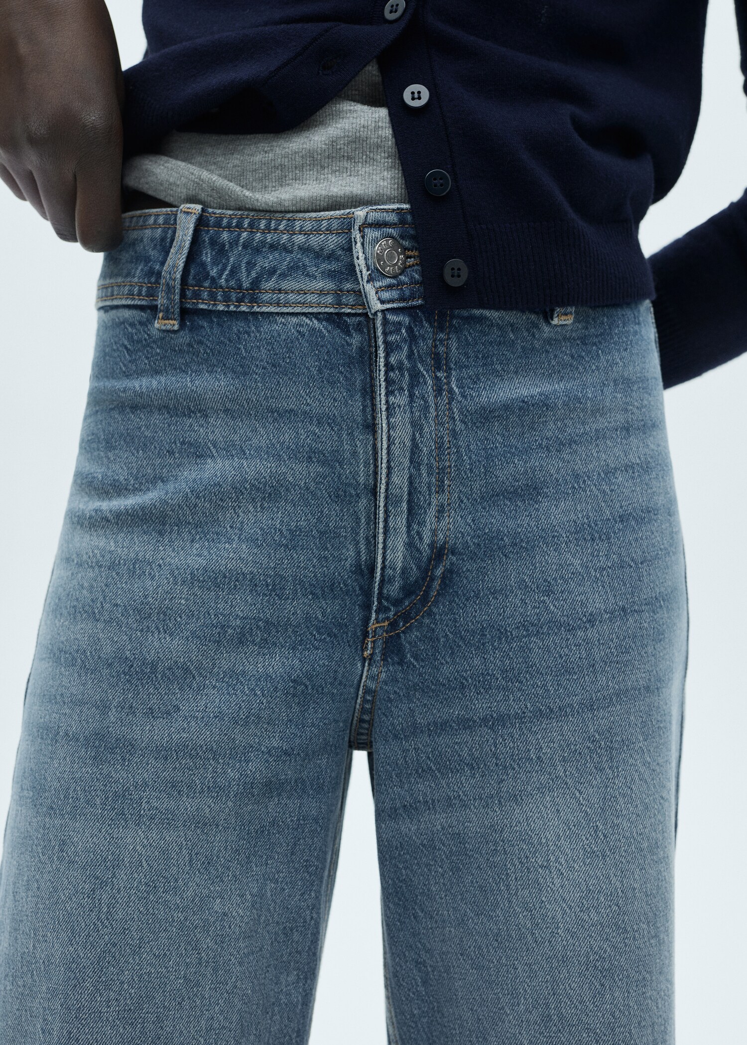 Jean style jupe-culotte Catherin taille haute - Détail de l'article 6