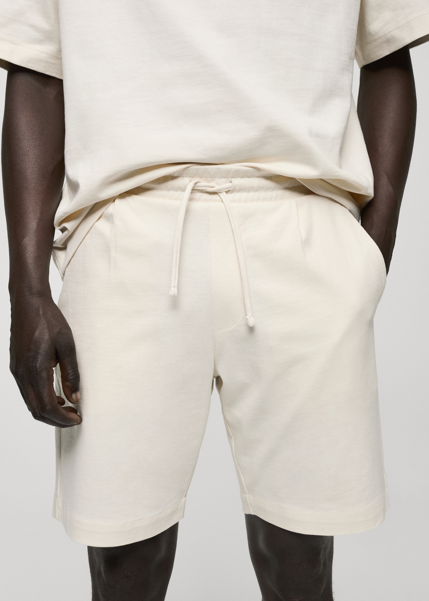 100% cotton bermuda shorts with drawstring - Details of the article 1