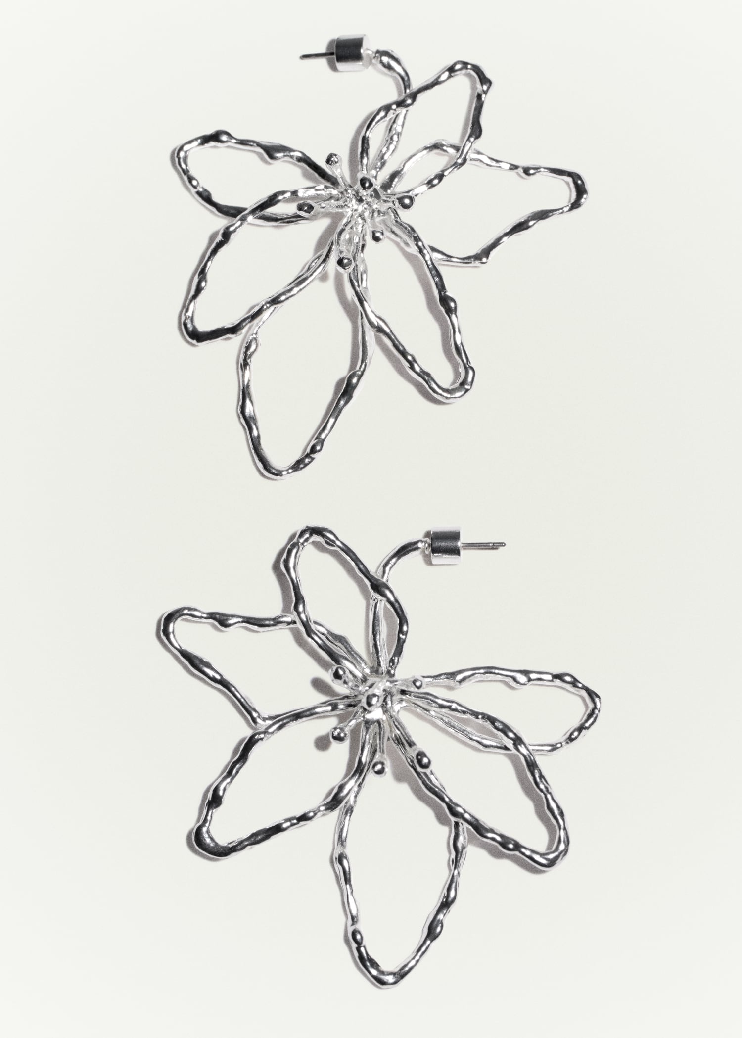 Maxi flower earrings - Details of the article 5