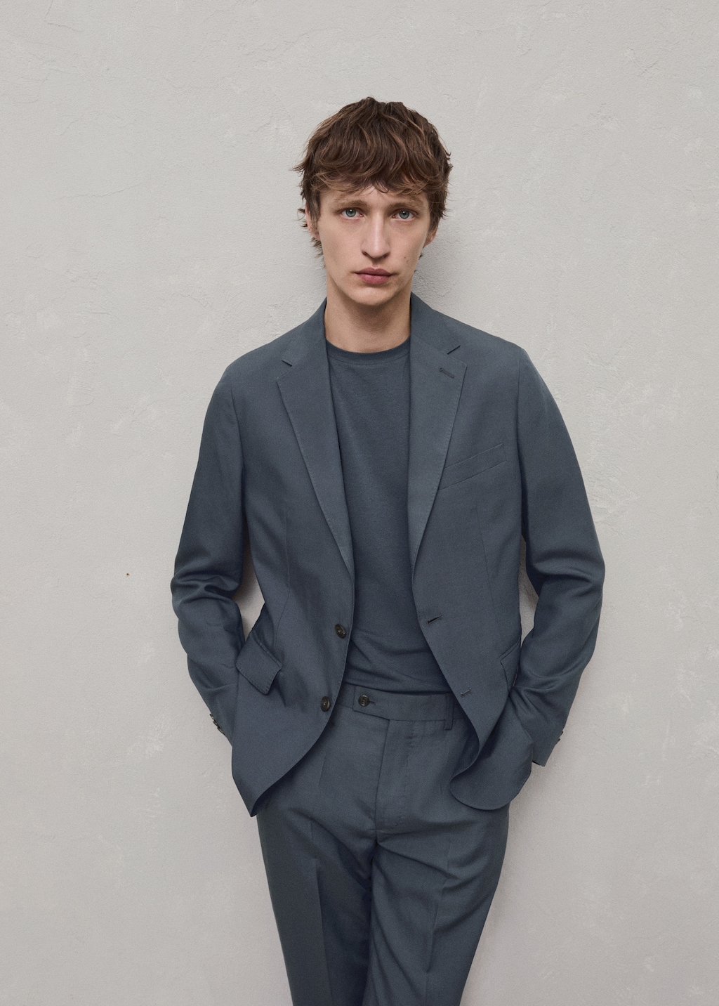Slim-fit linen-blend suit jacket