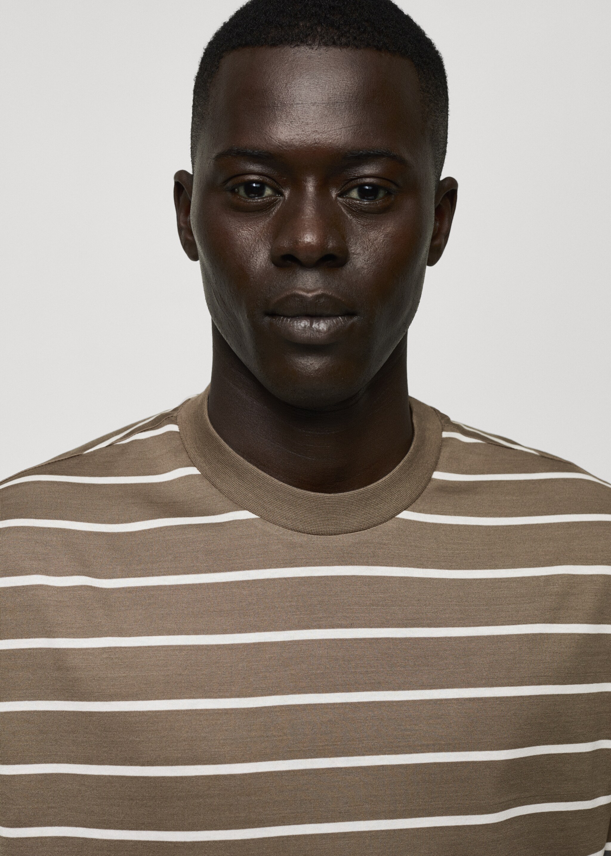 Striped cotton T-shirt - Details of the article 1