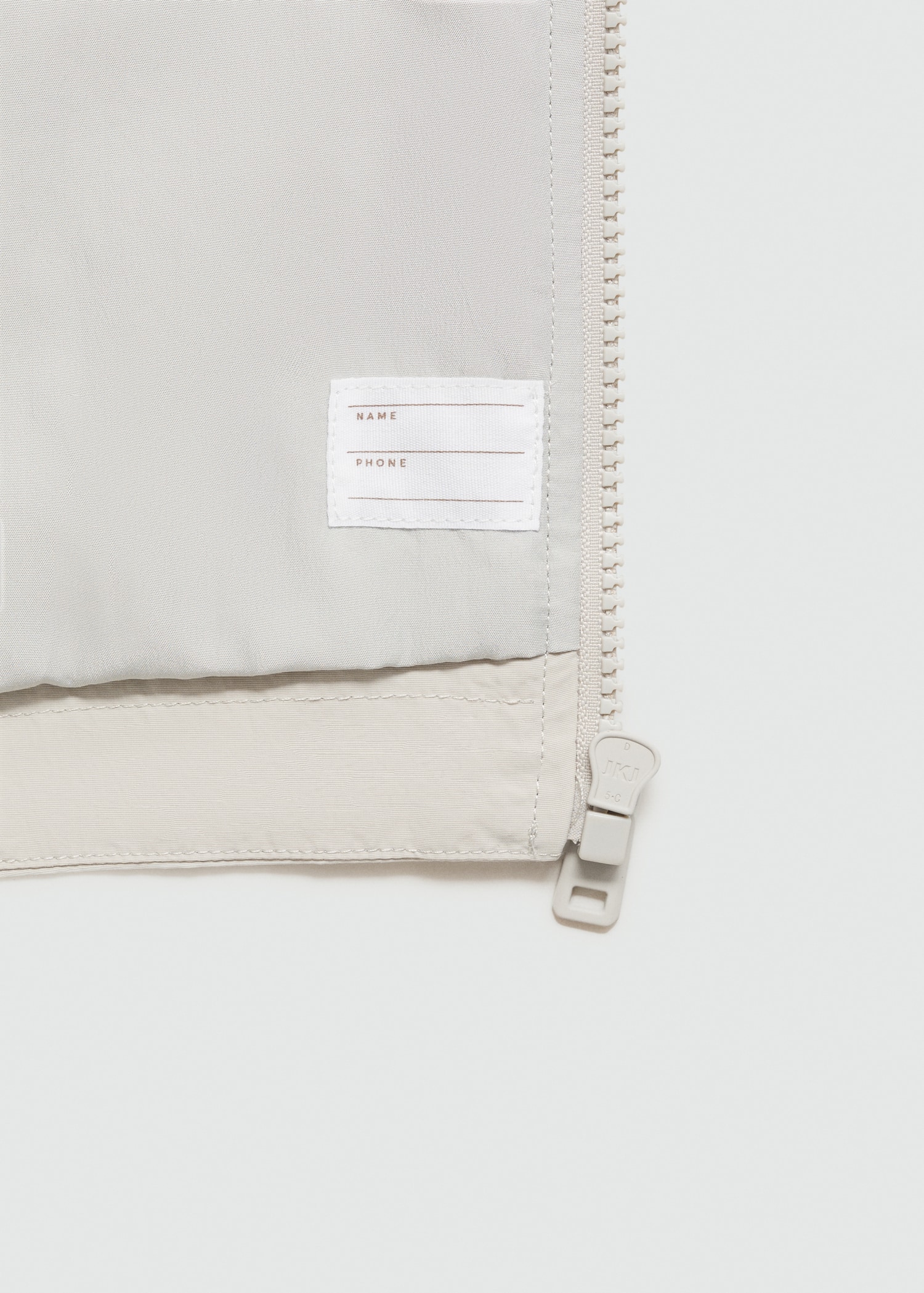 Raincoat hooded jacket - Details of the article 8