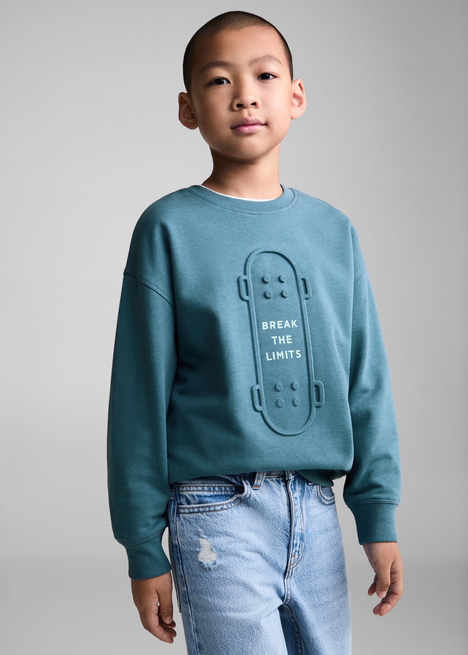 Embossed design sweatshirt