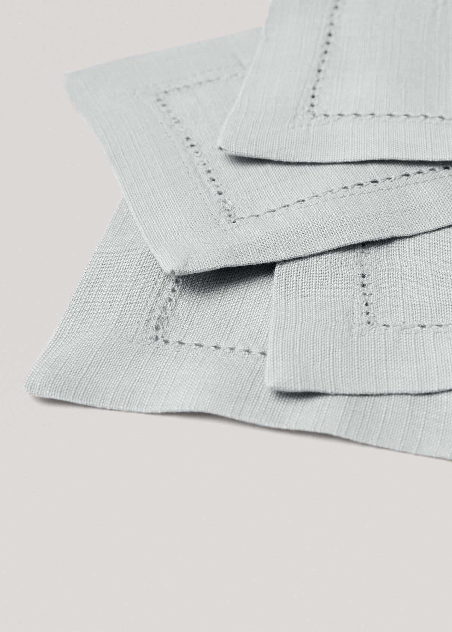 Cotton coaster with hemstitch detail - Details of the article 1