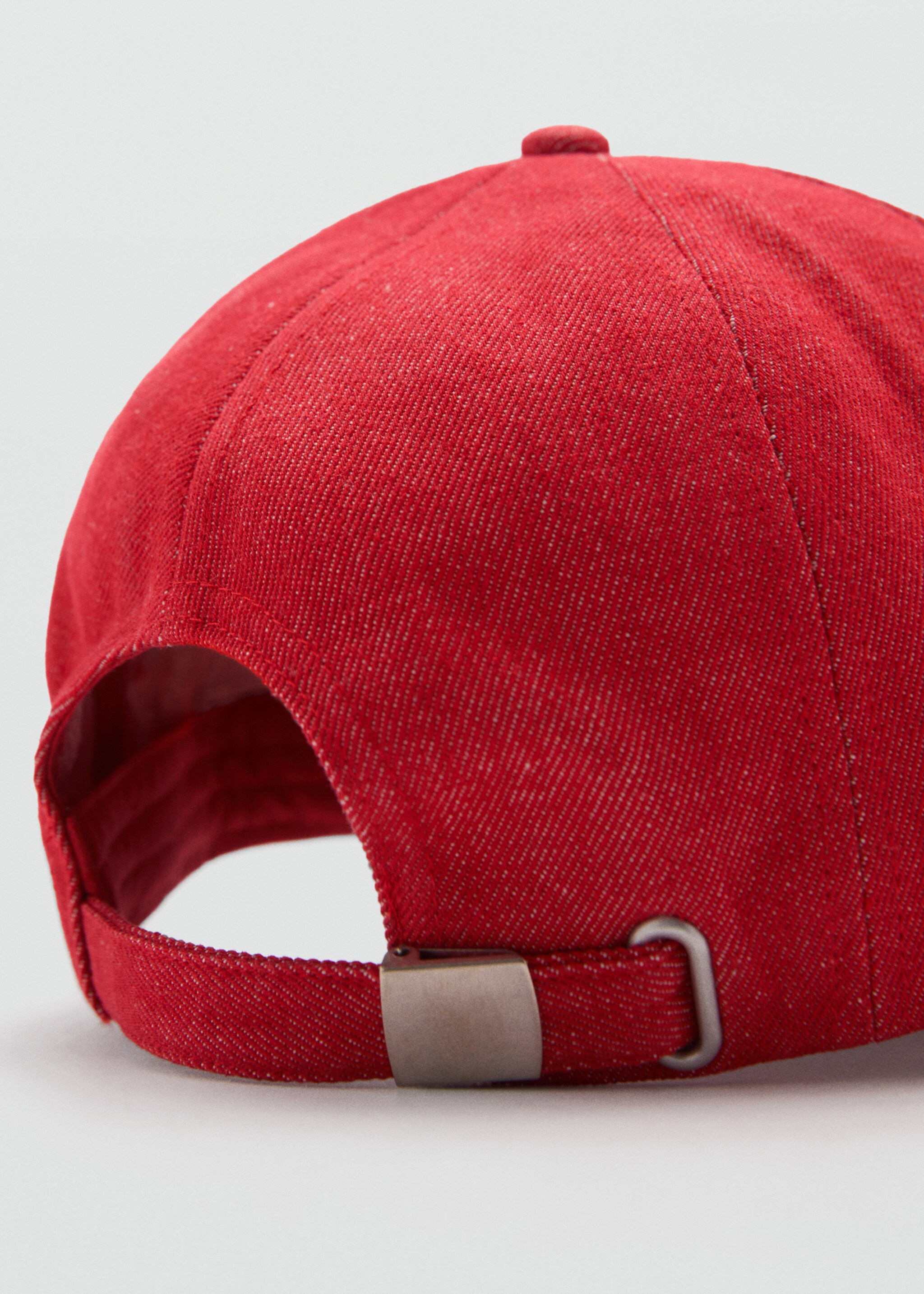 Embroidered message cap - Details of the article 1