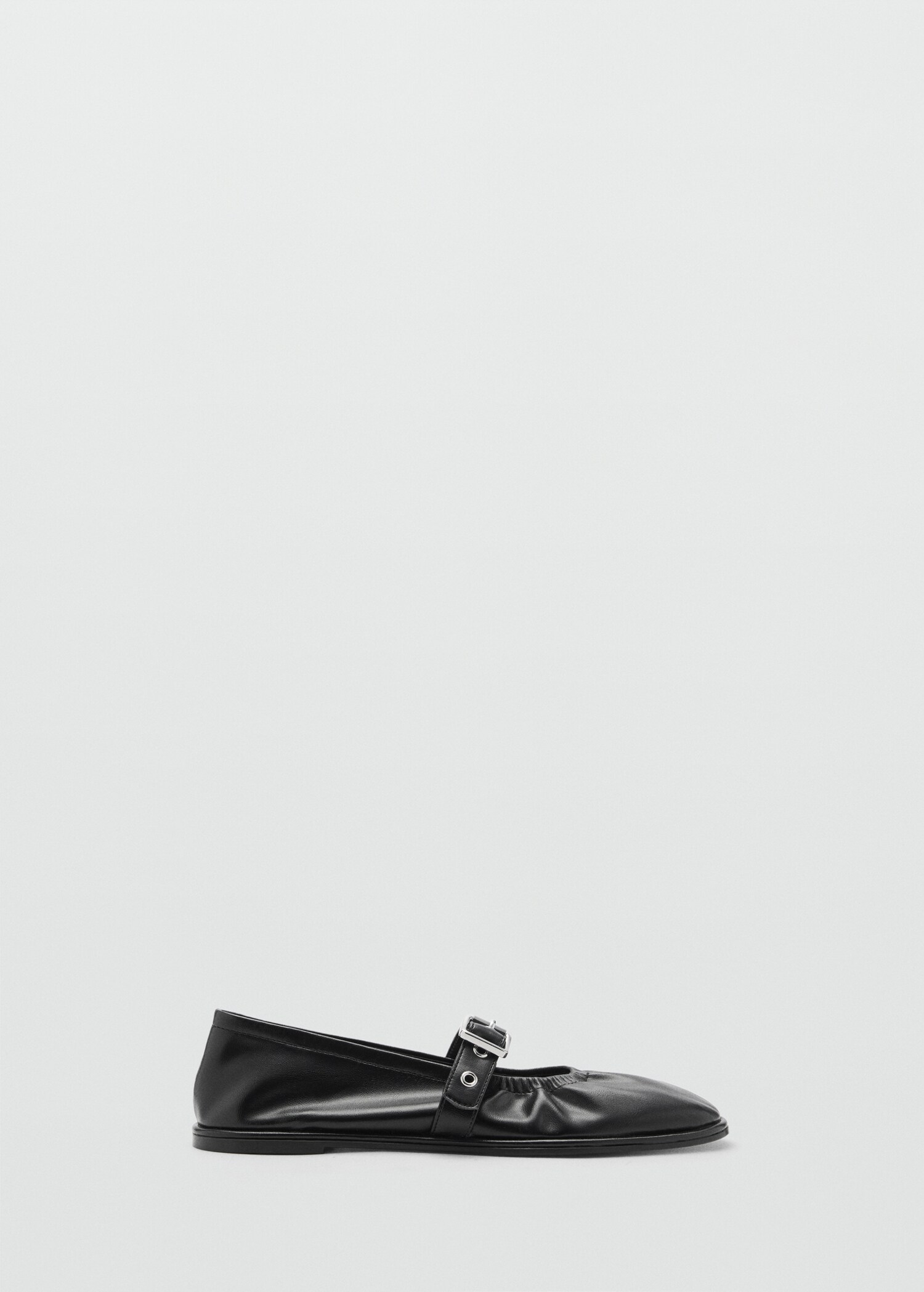 Sepatu flat ballet ujung bulat dengan gesper - Barang tanpa model