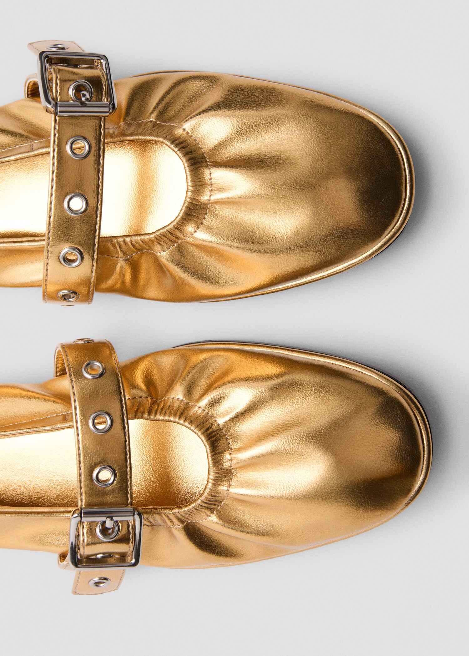 Sepatu flat ballet ujung bulat dengan gesper - Rincian barang 2