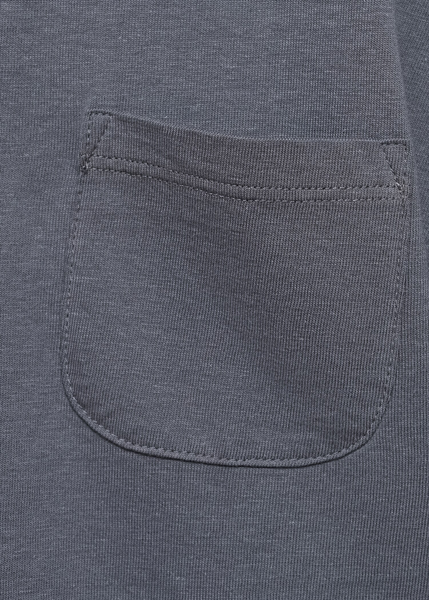 Pocket cotton T-shirt - Details of the article 8