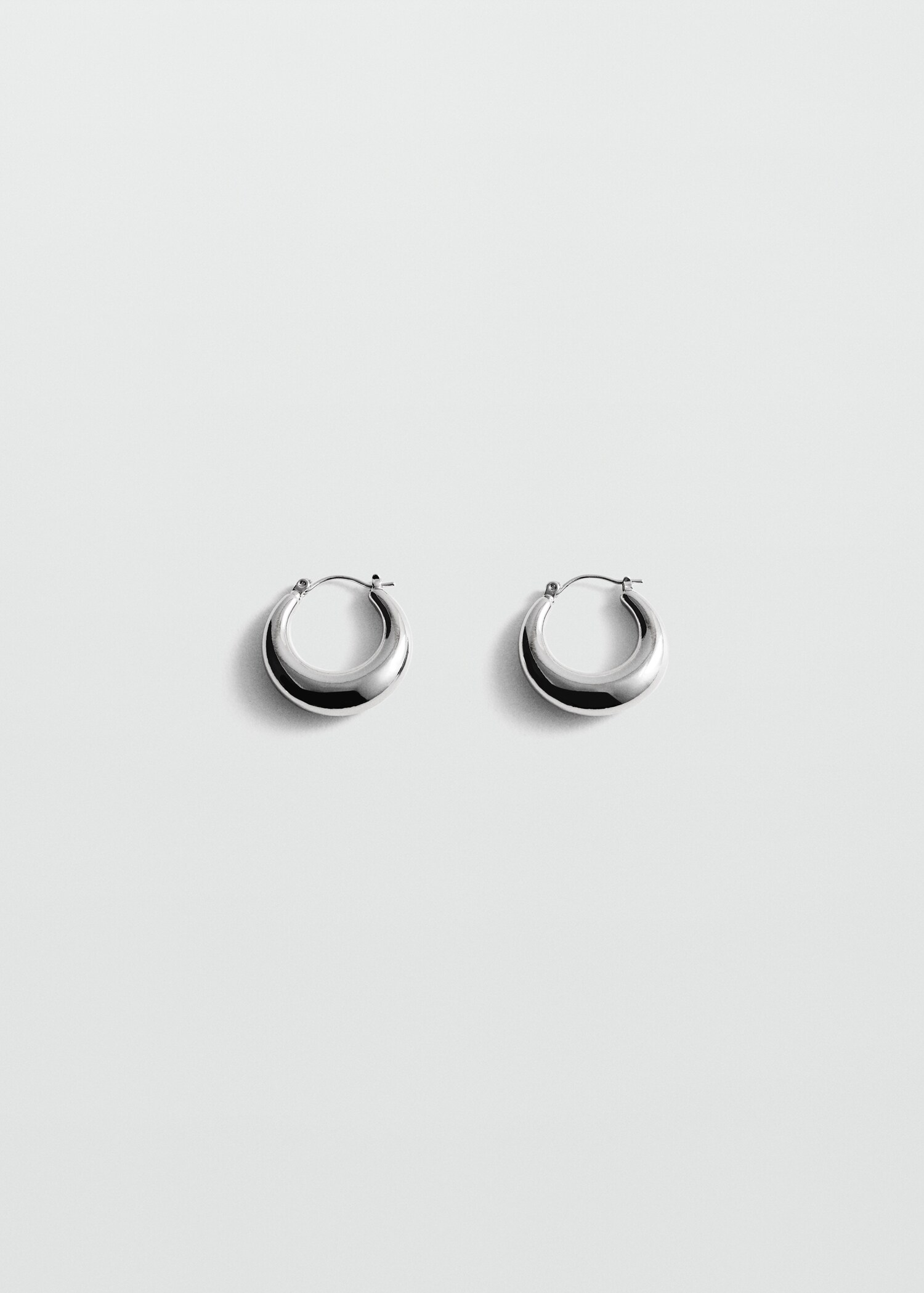 Pendientes aros volumen - Artículo sin modelo