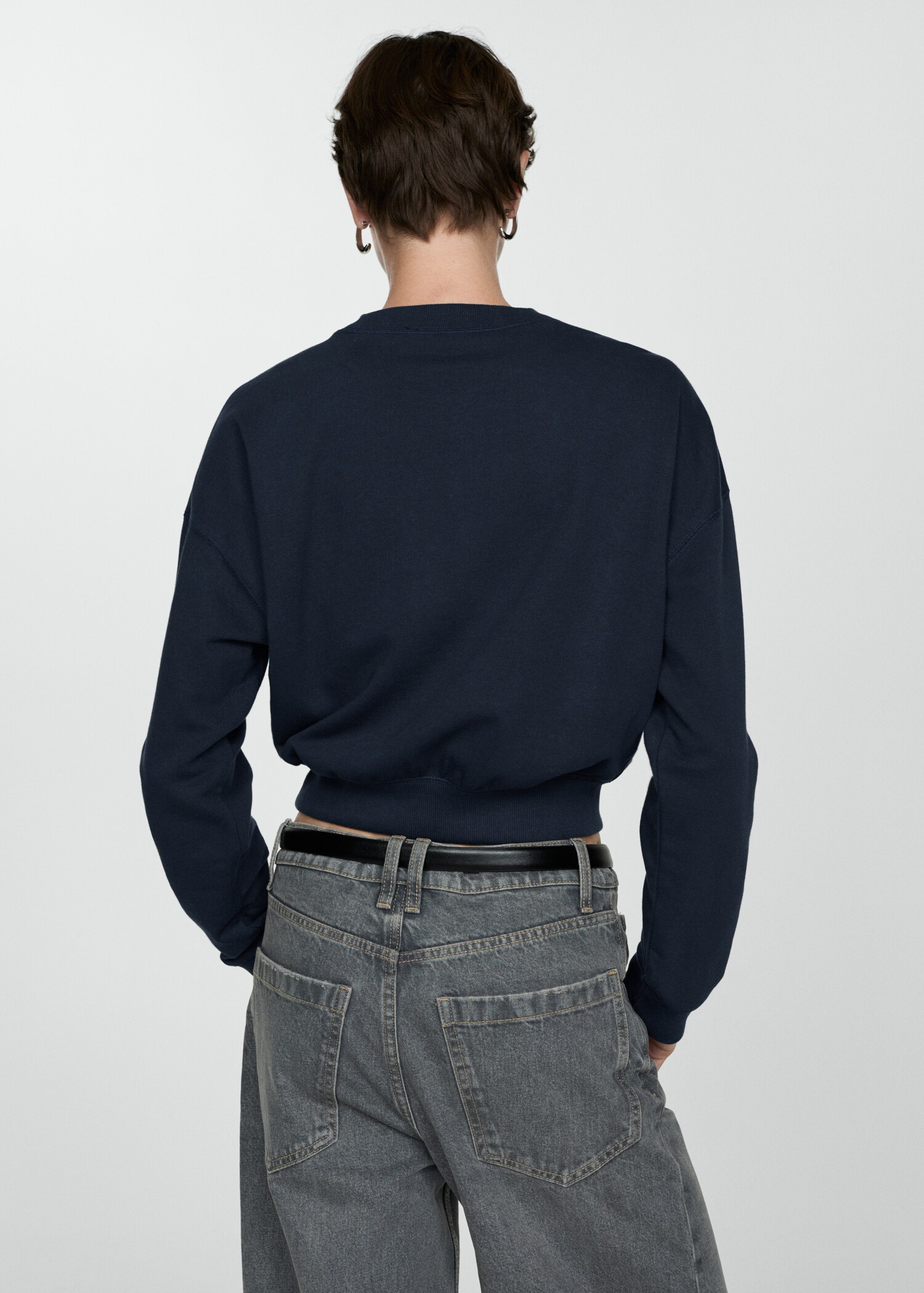 Round-neck cotton sweatshirt - Reverse of the article