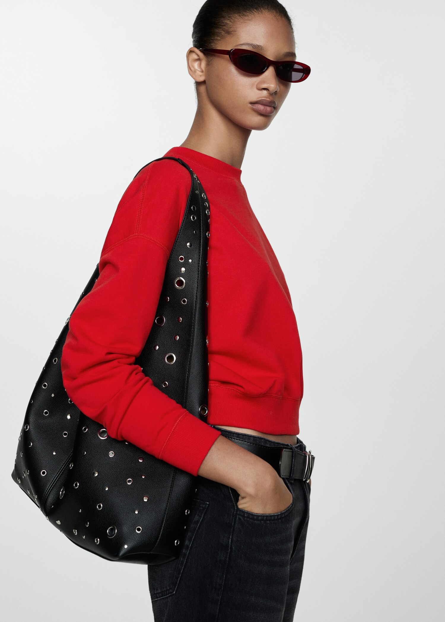 Round-neck cotton sweatshirt - Details of the article 4