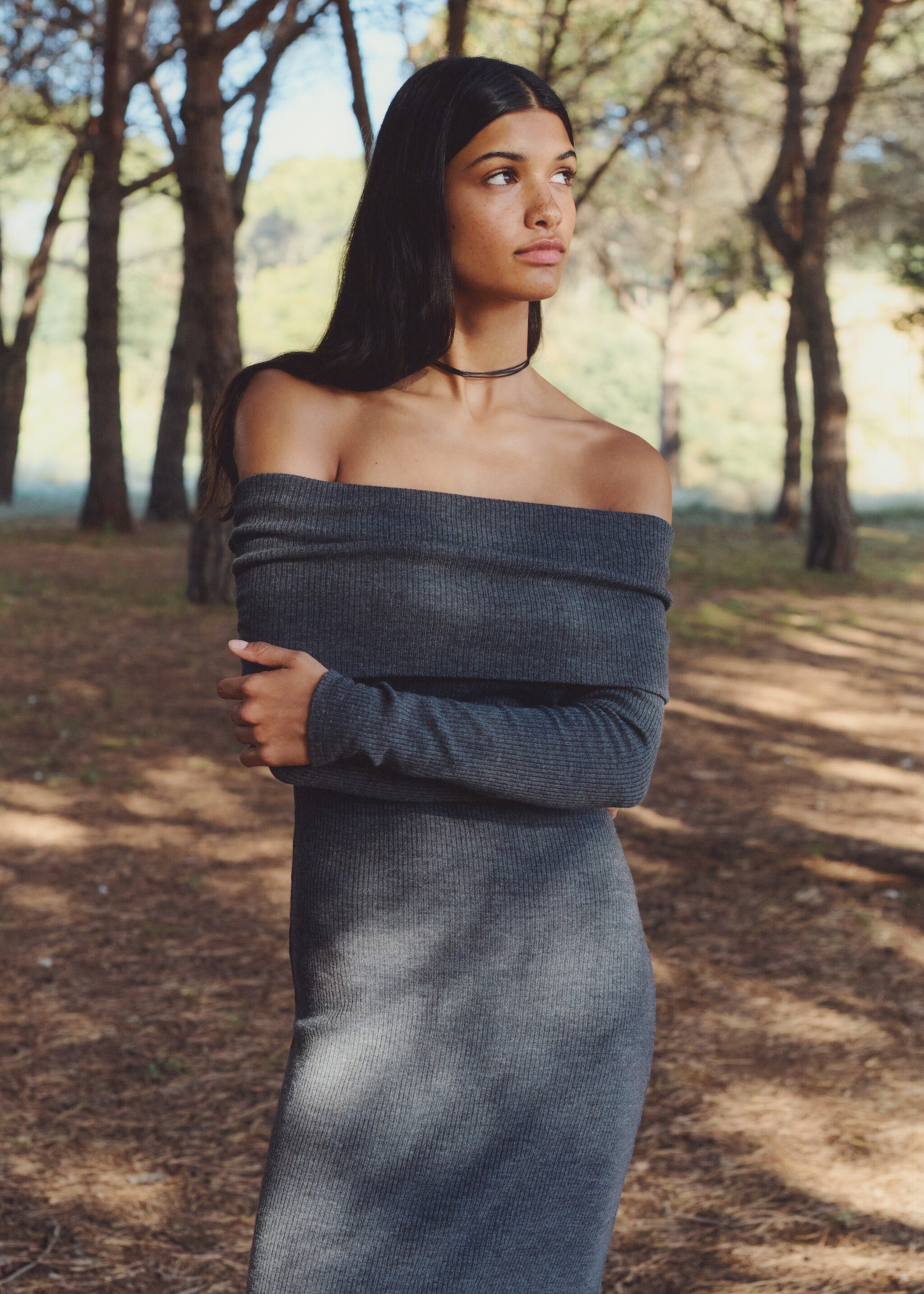 Robe midi épaules dénudées - Détail de l'article 5, Gris. Ref: 77094053-00.