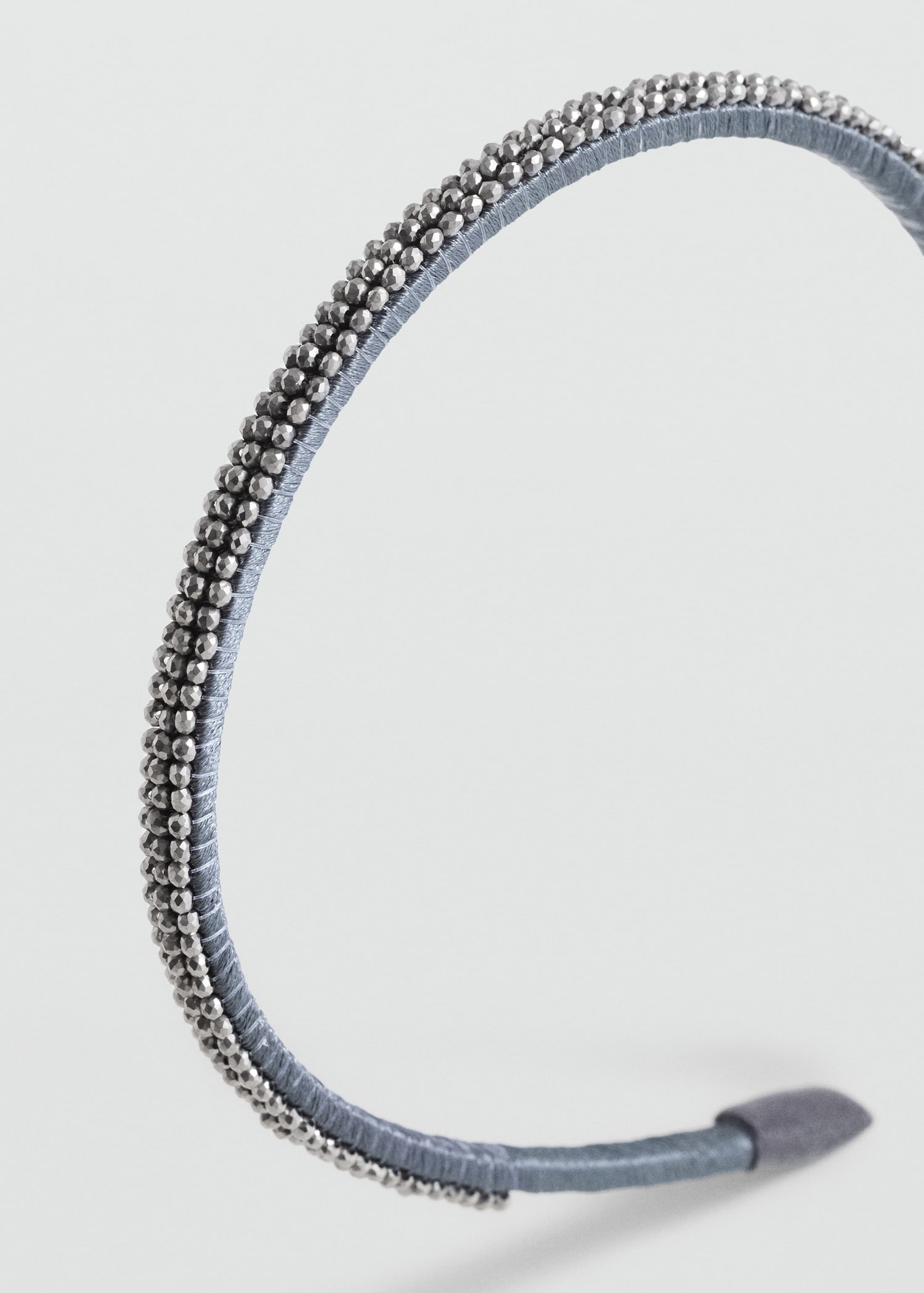 Bead appliqué hairband - Details of the article 1