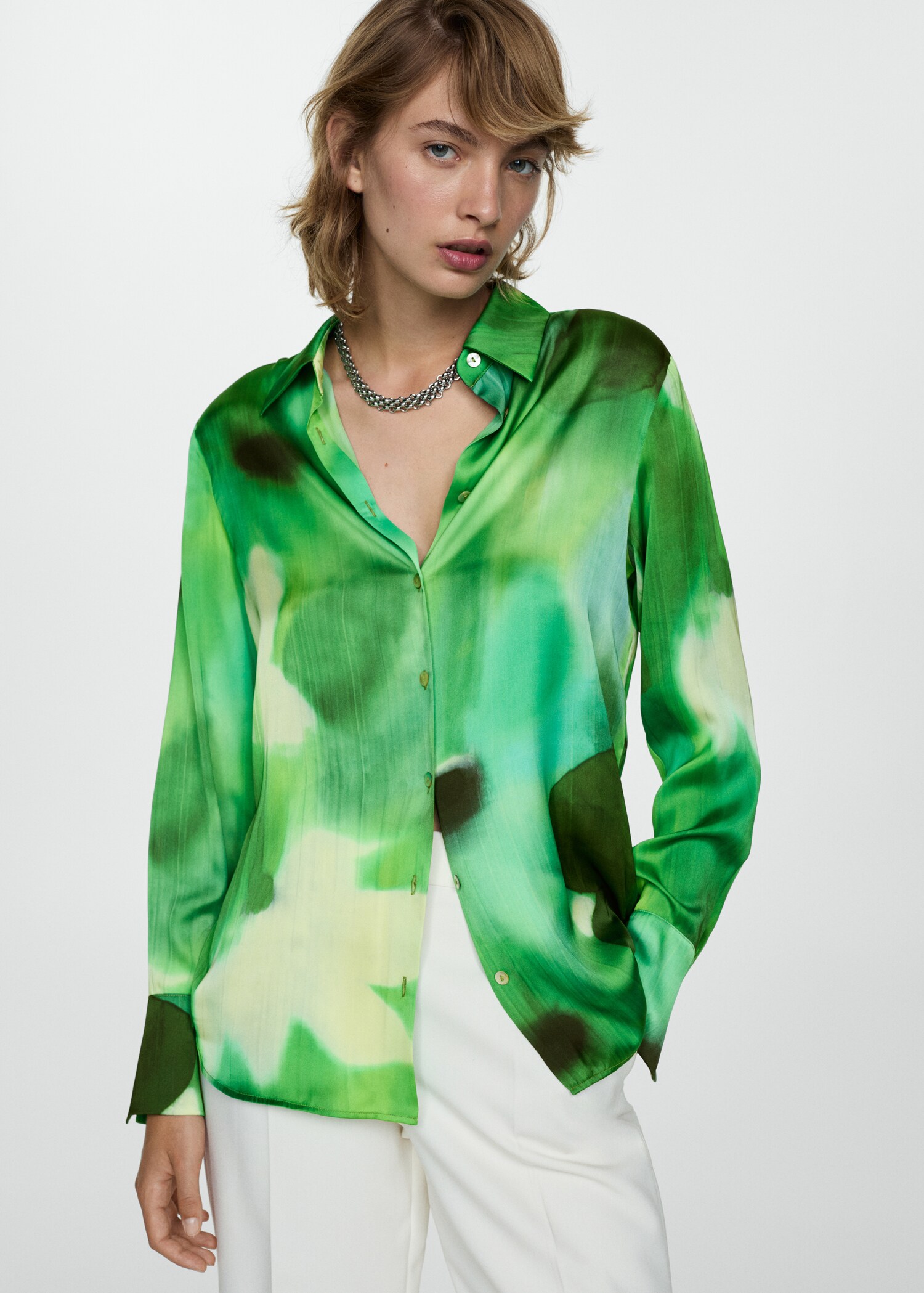 Chemise satinée imprimée - Plan moyen