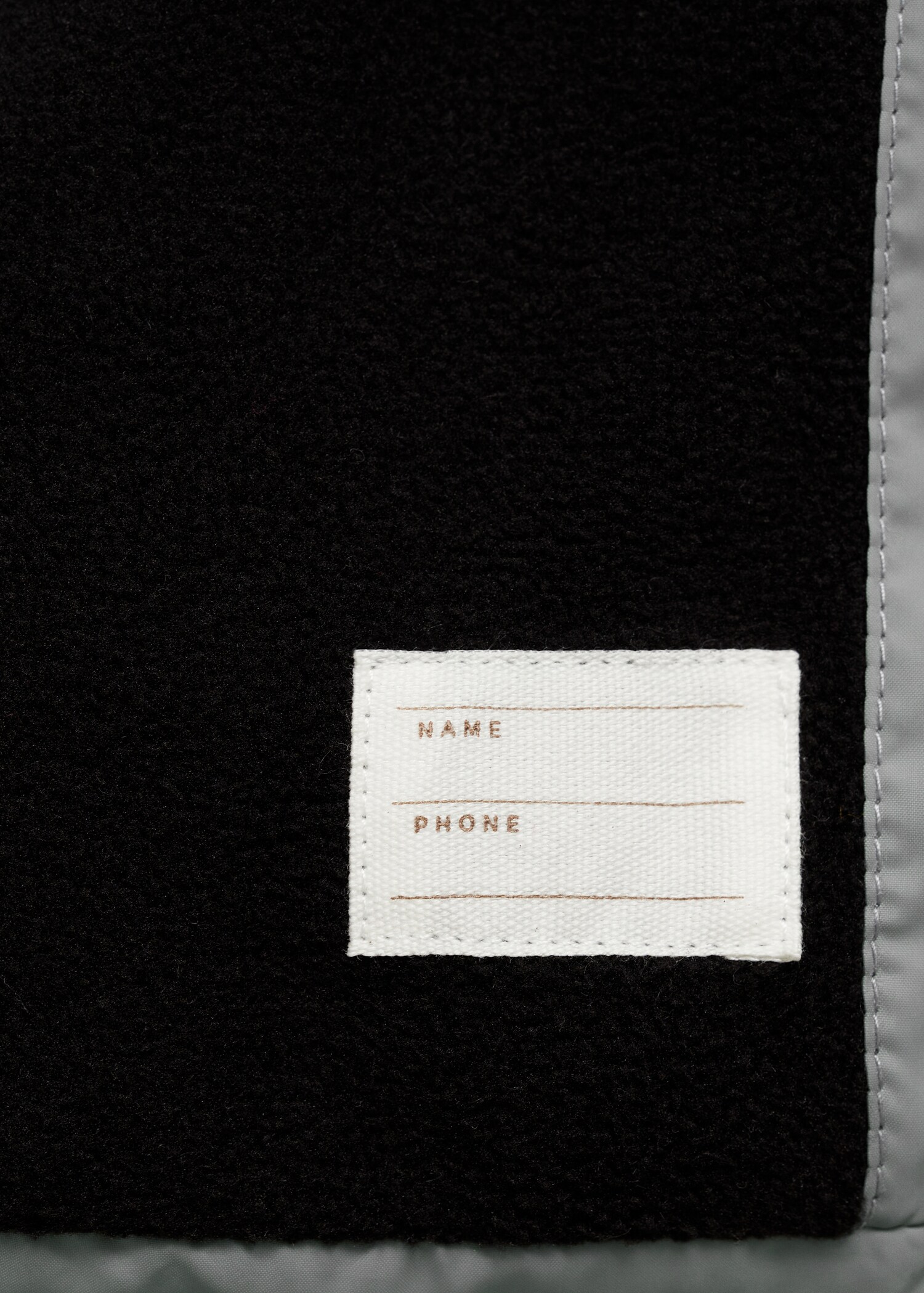 Hood quilted coat - Details of the article 0