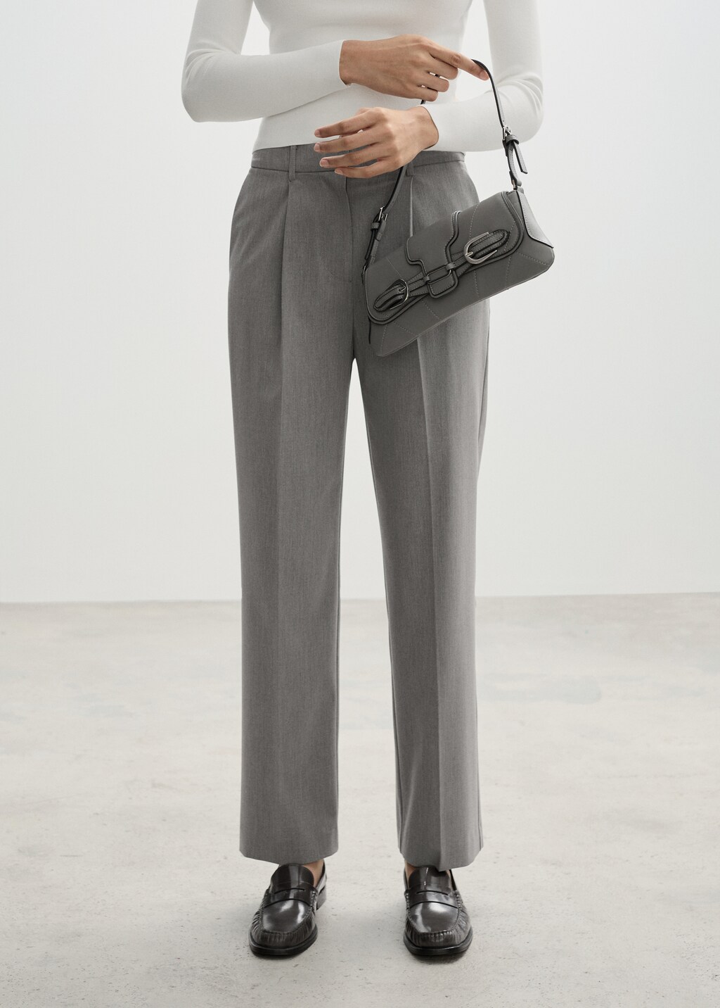 Mango Gerade Bundfaltenhose