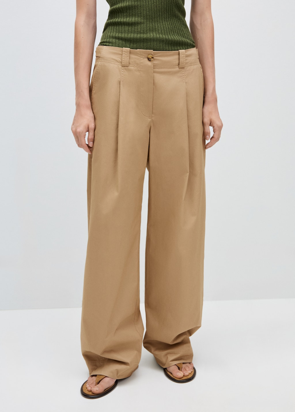 Mango Wideleg-Bundfaltenhose