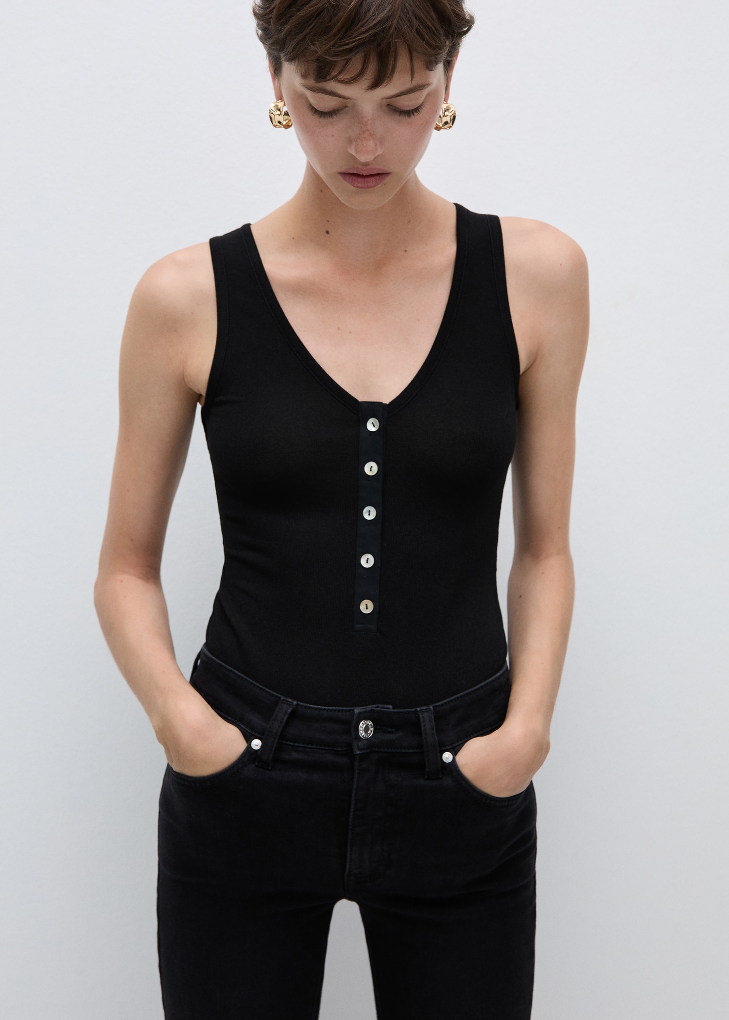 V-neck bodysuit with buttons - Details of the article 2